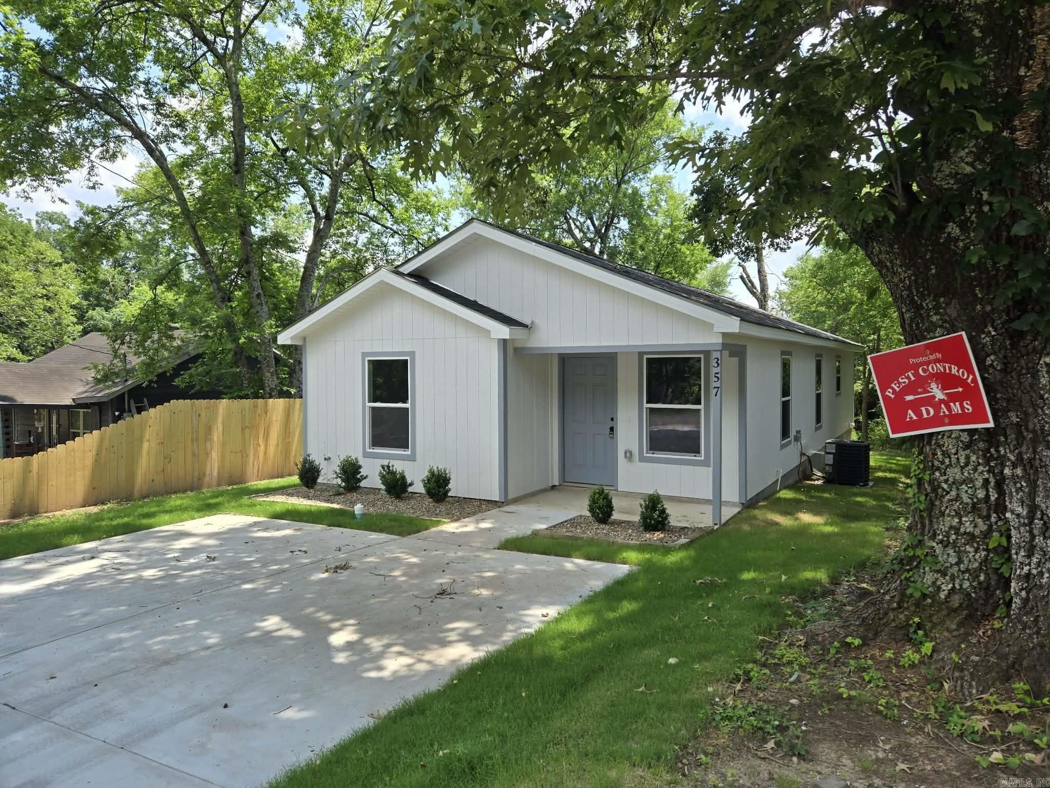 357 Westover Street Hot Springs, AR 71913