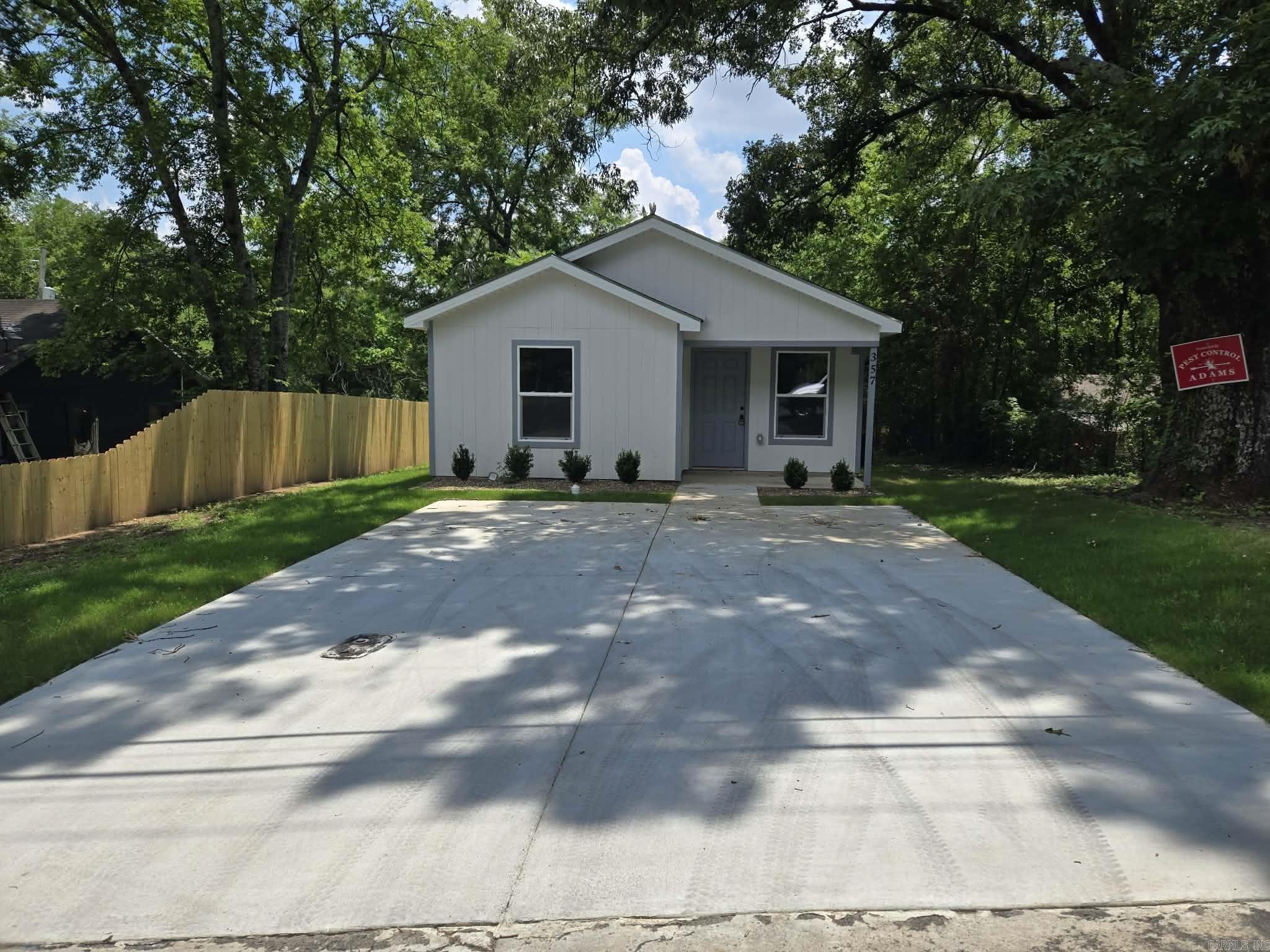 357 Westover Street Hot Springs, AR 71913