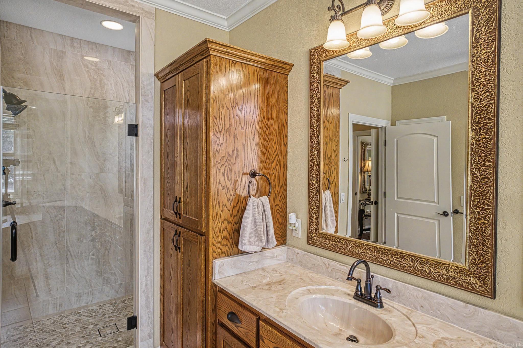 1 Vereda Lane  Hot Springs Village, AR