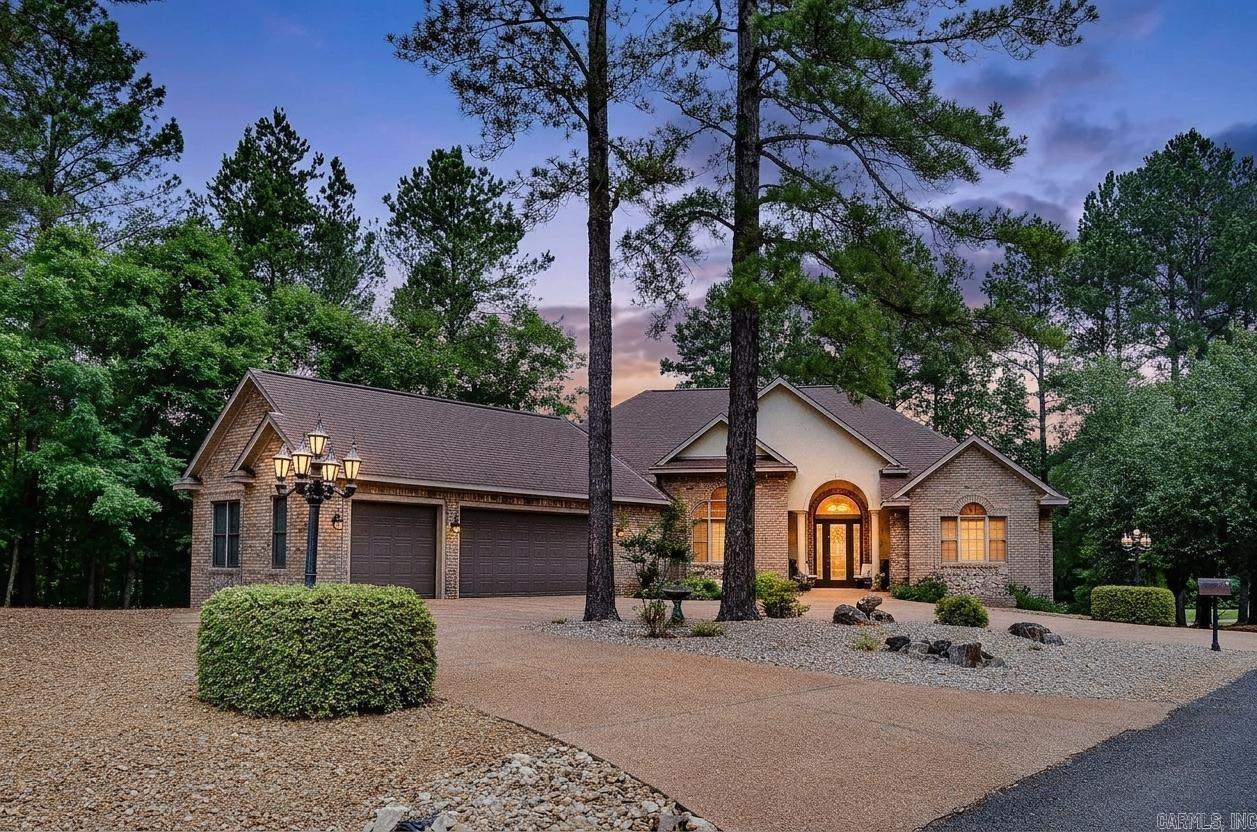 1 Vereda Lane  Hot Springs Village, AR