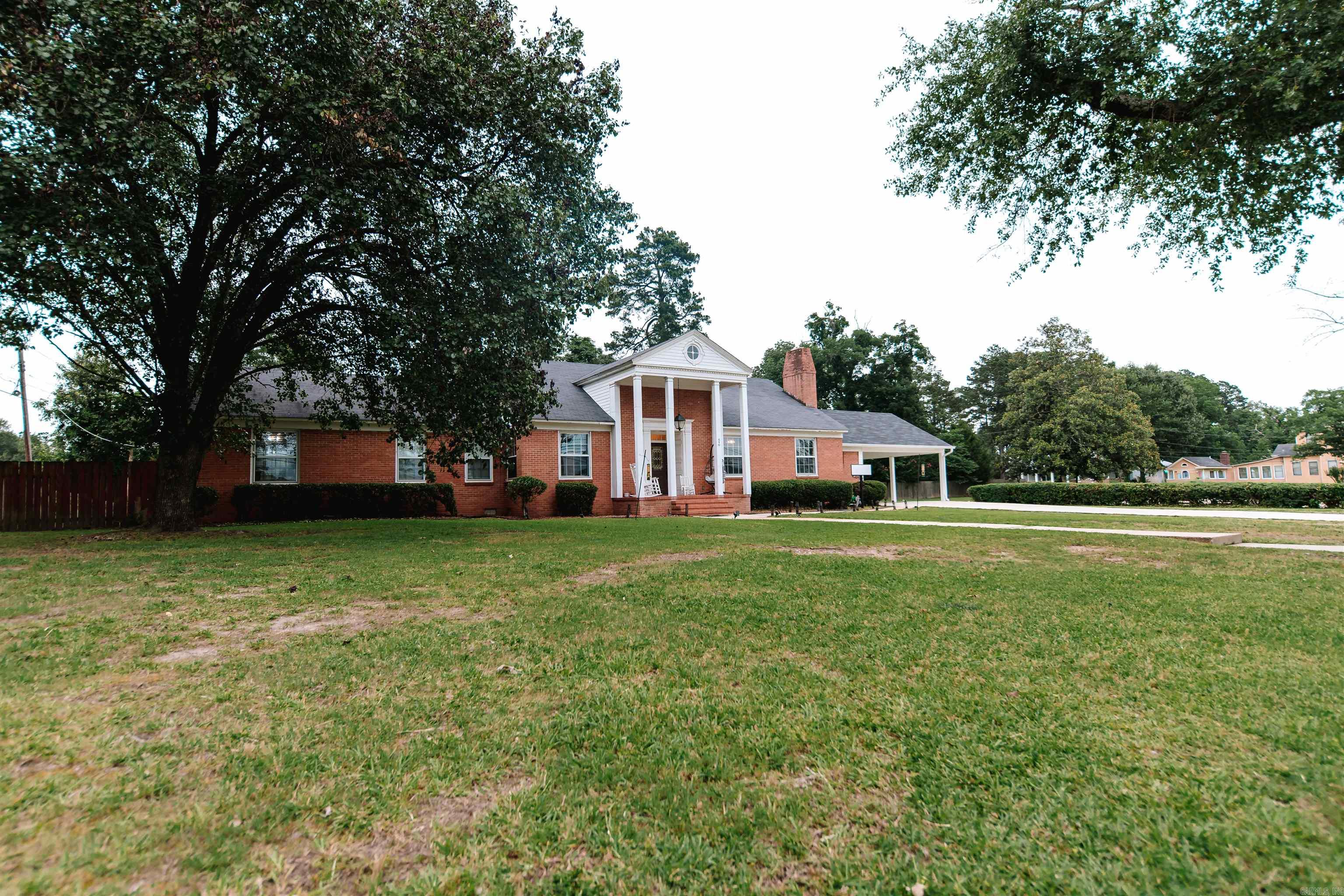 510 W 4th  Fordyce, AR