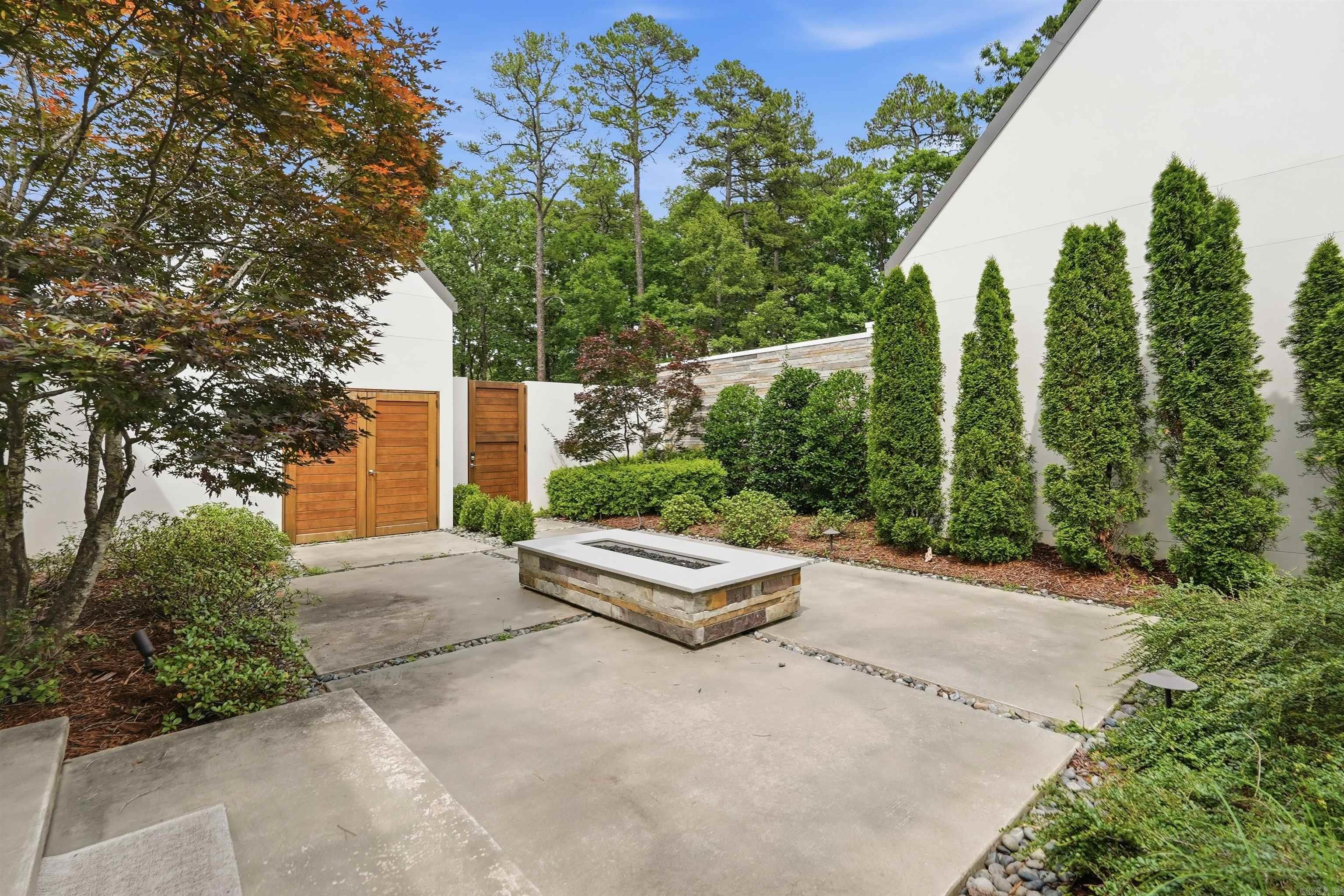 45 Sologne  Little Rock, AR