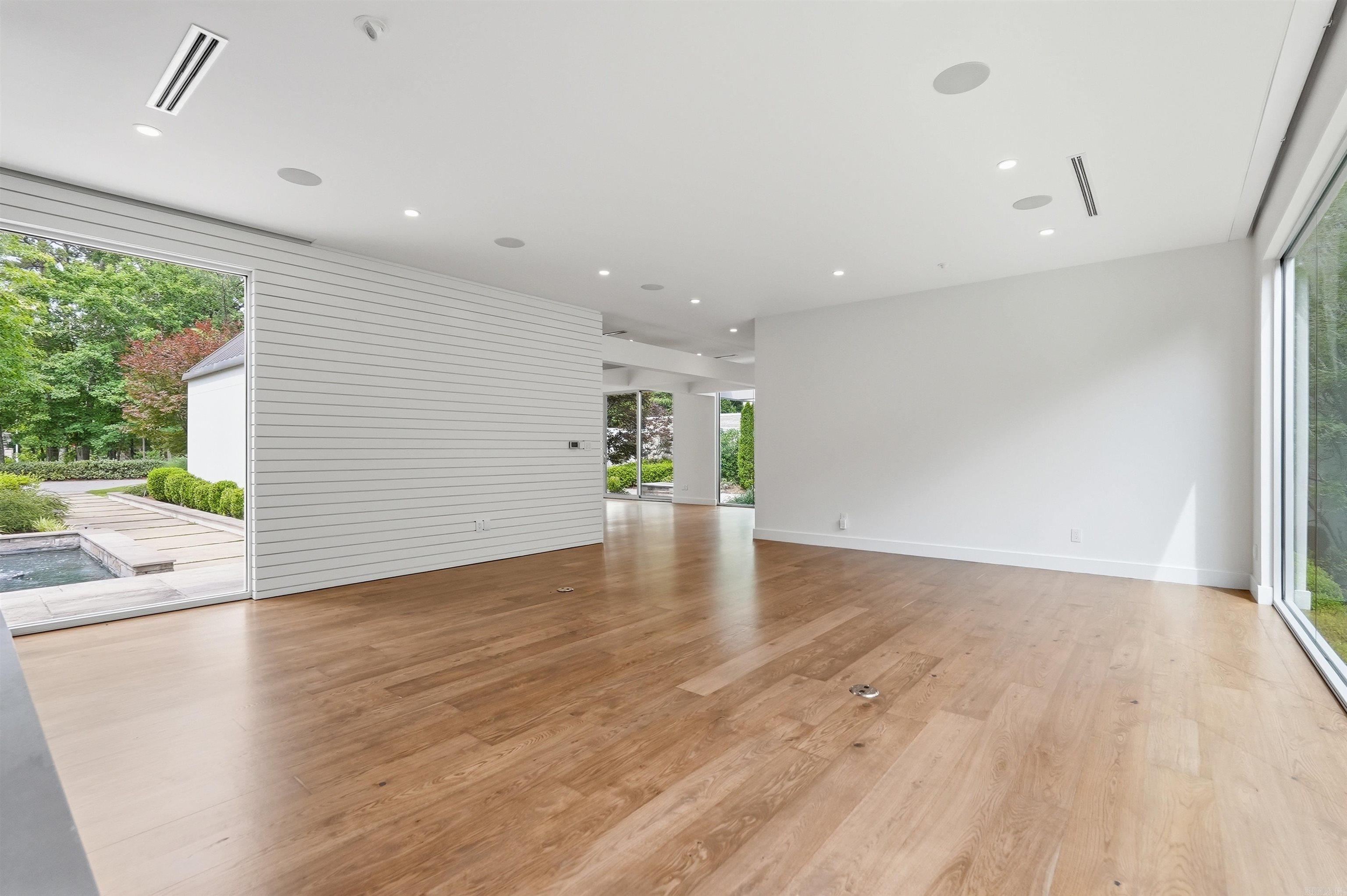 45 Sologne  Little Rock, AR