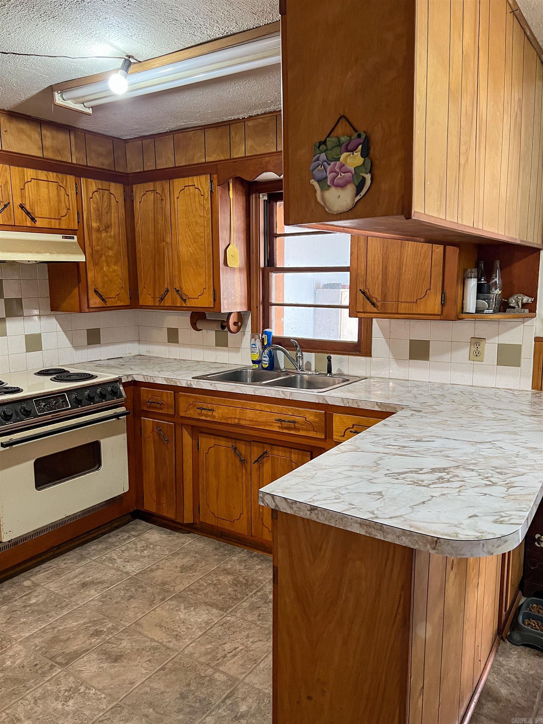 430 W Mill Street Malvern, AR 72104