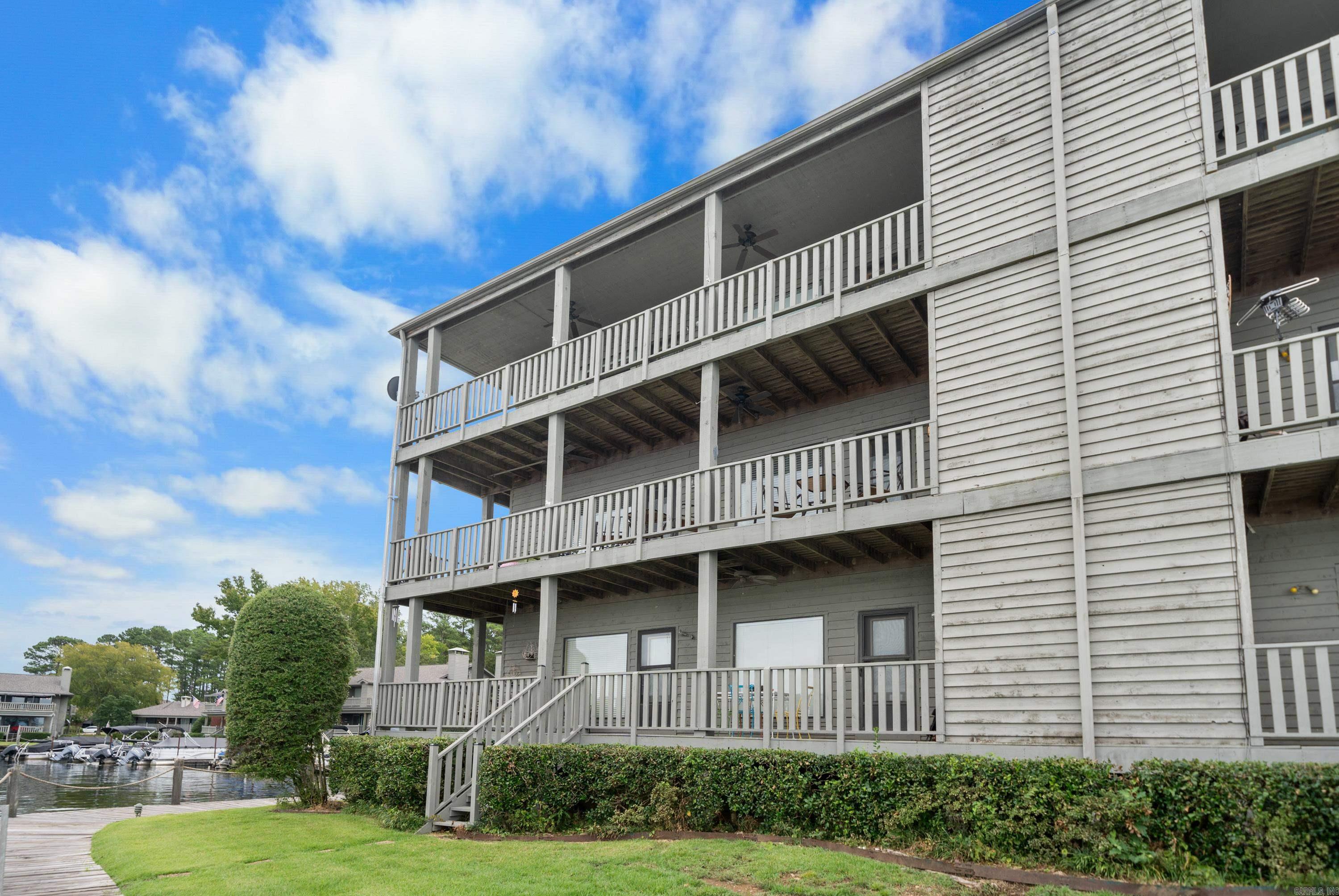 400 Farr Shores  Hot Springs, AR