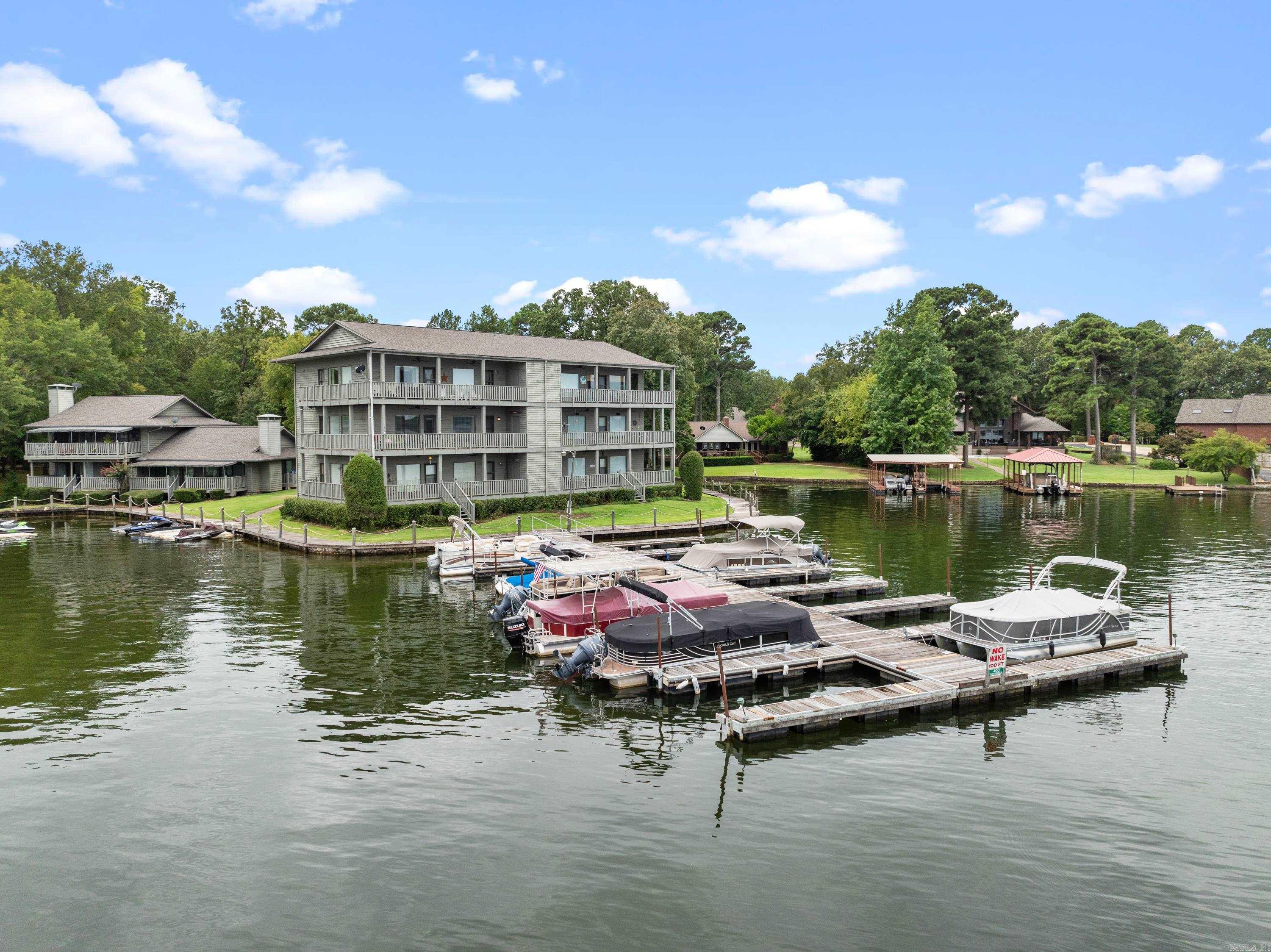 400 Farr Shores  Hot Springs, AR