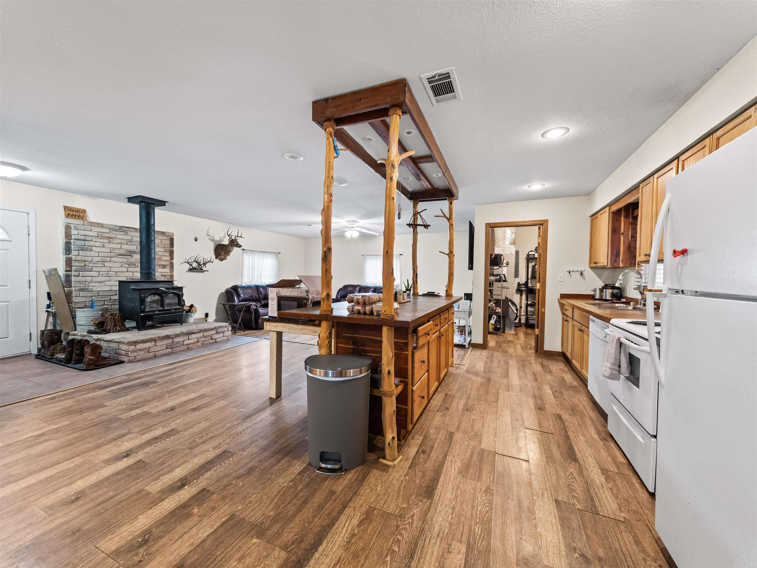 1071 HWY 298  Jessieville, AR
