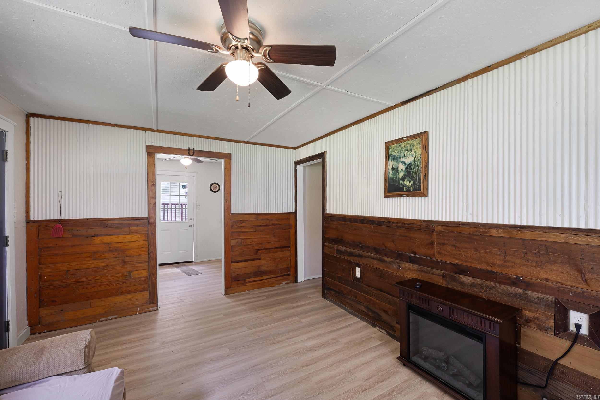 210 S 9  Oppelo, AR