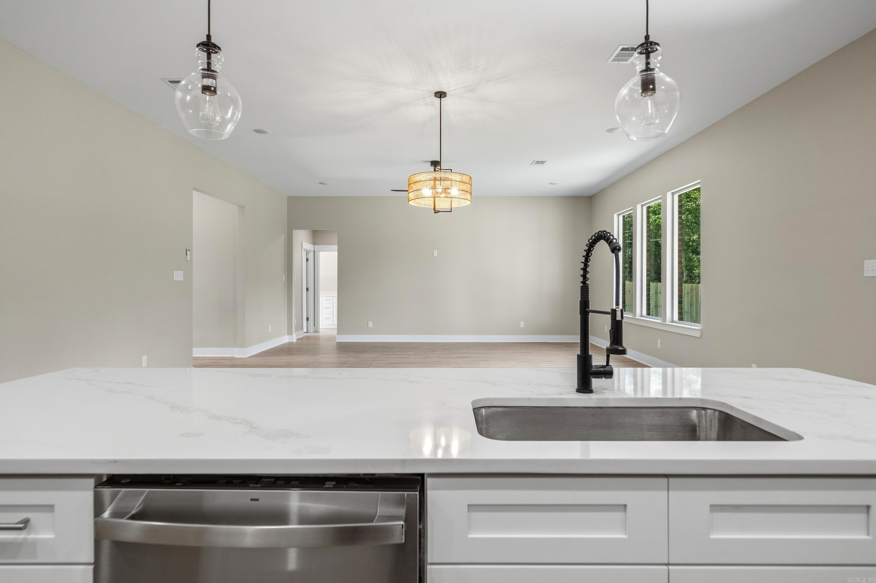 130 Petronia  Hot Springs, AR