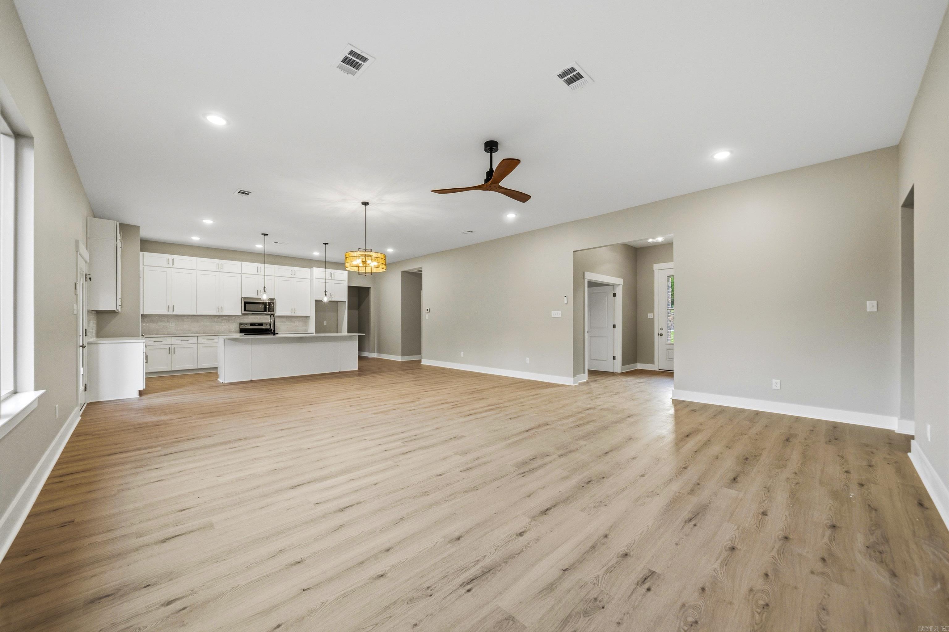 130 Petronia  Hot Springs, AR