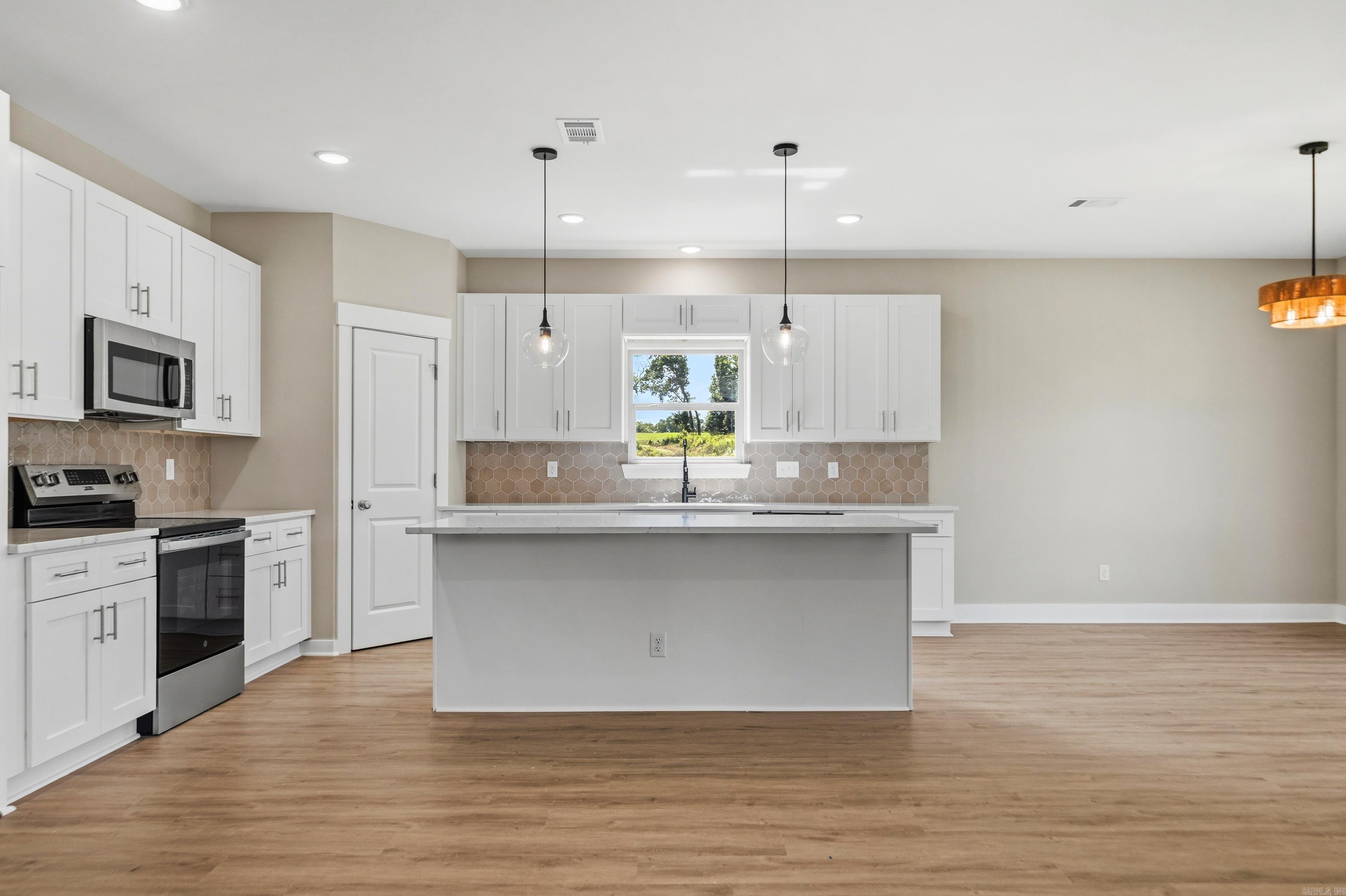 210 Petronia  Hot Springs, AR