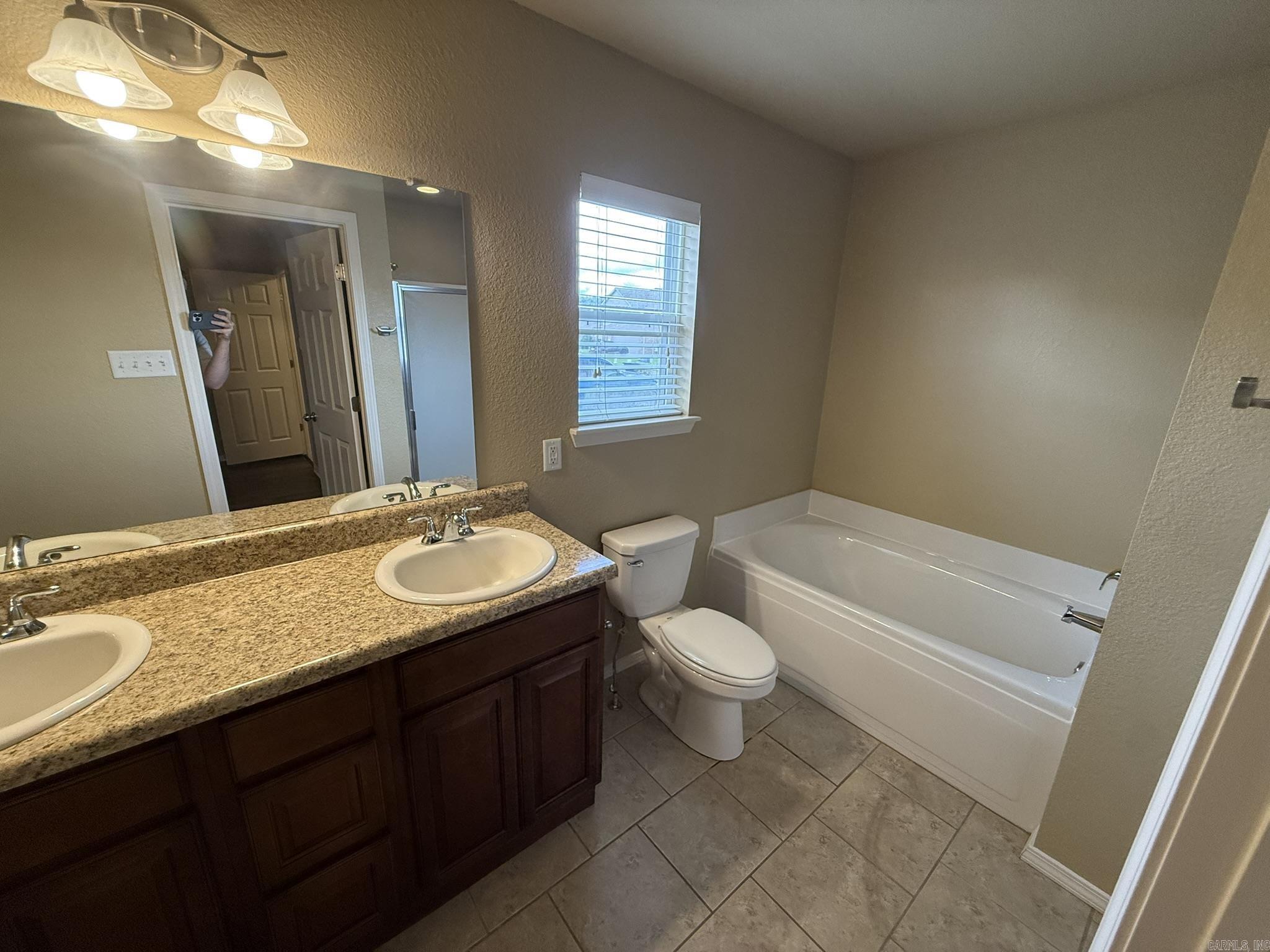 7 Bristol  Cabot, AR