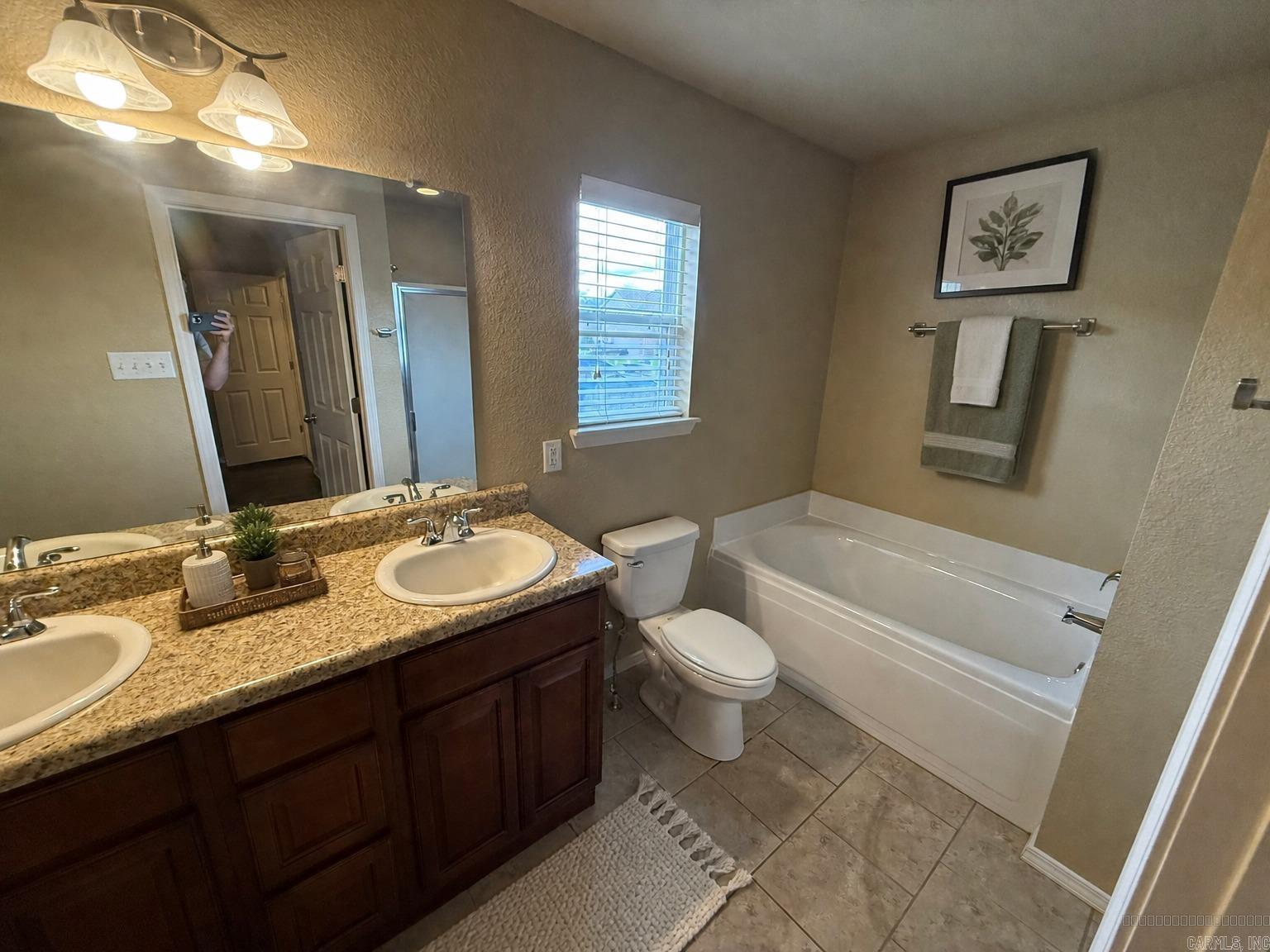 7 Bristol  Cabot, AR