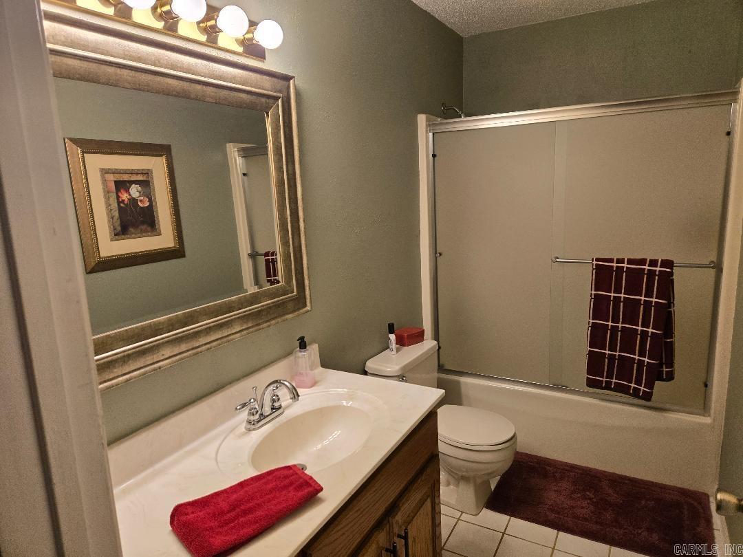 16 Cedar Creek  Clarksville, AR