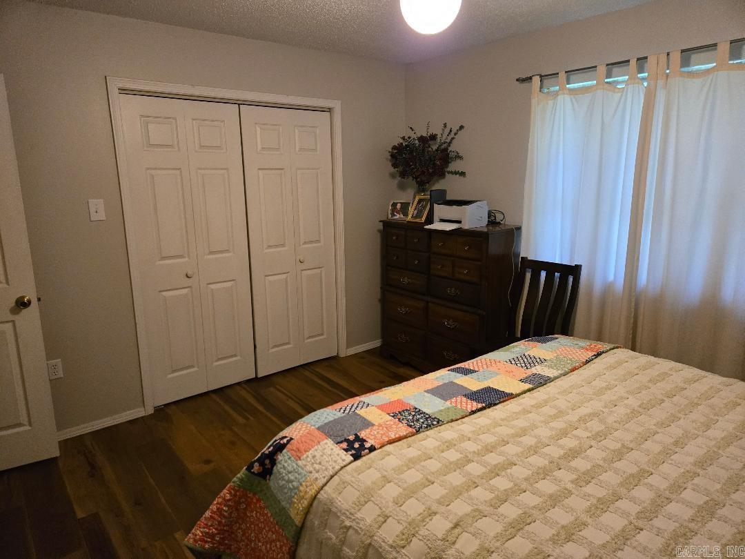 16 Cedar Creek  Clarksville, AR