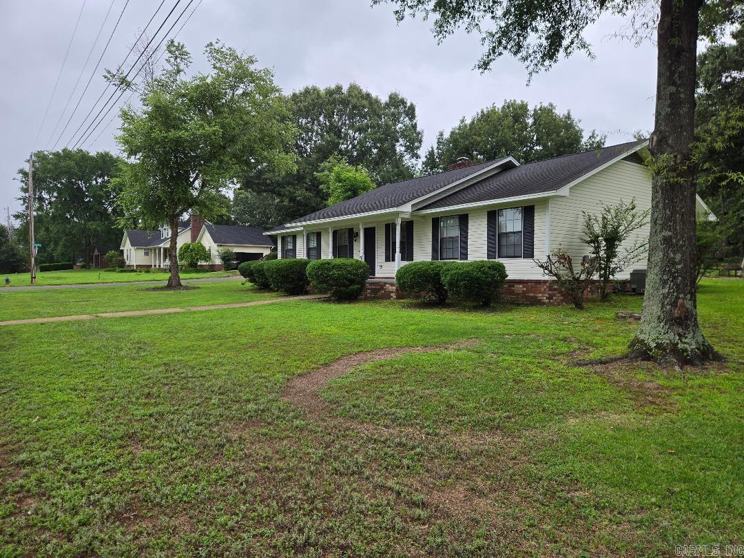 16 Cedar Creek  Clarksville, AR