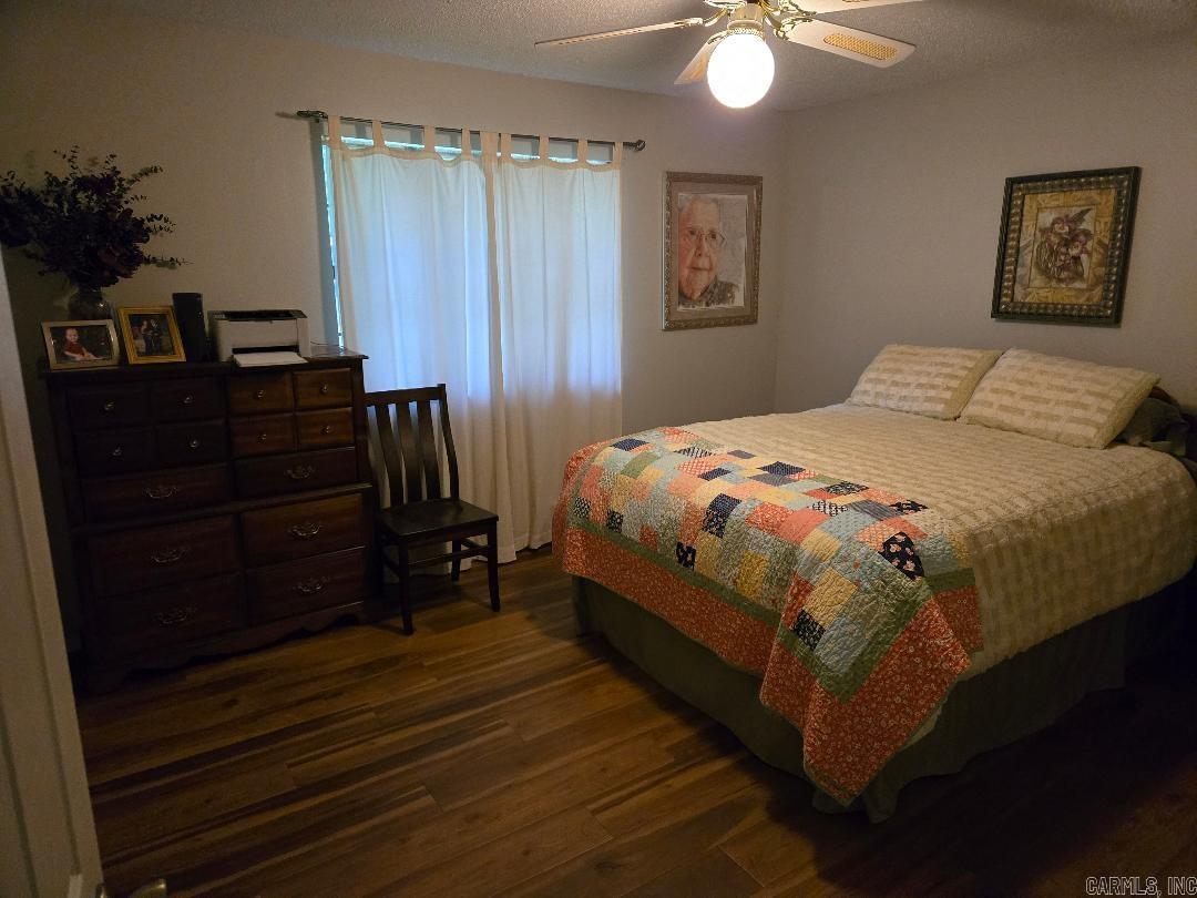 16 Cedar Creek  Clarksville, AR