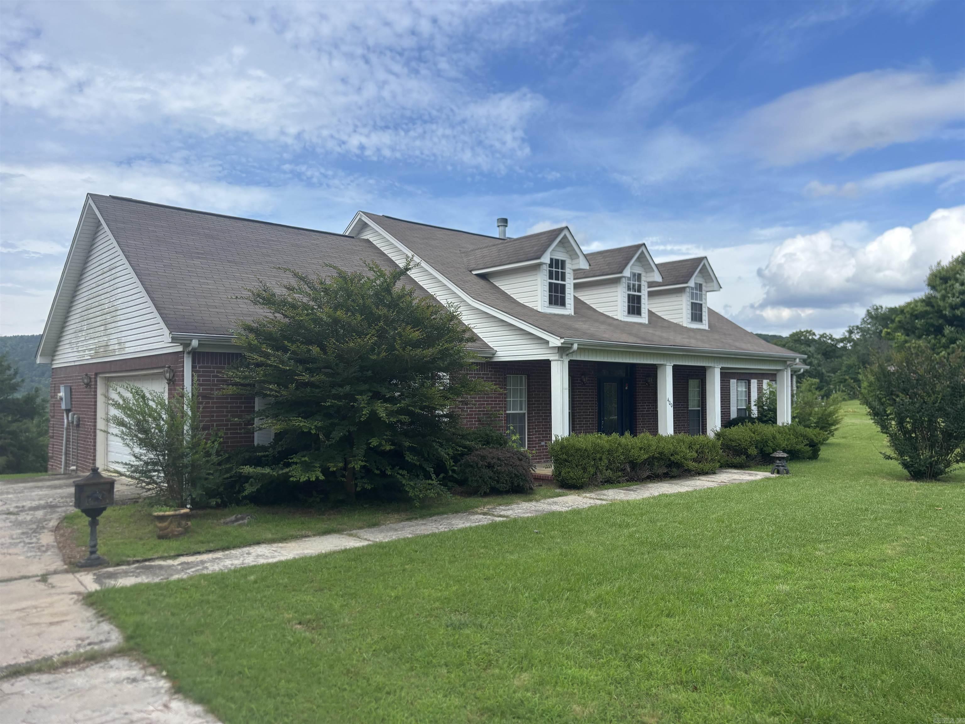 400 N CLIFF AVE  Shirley, AR