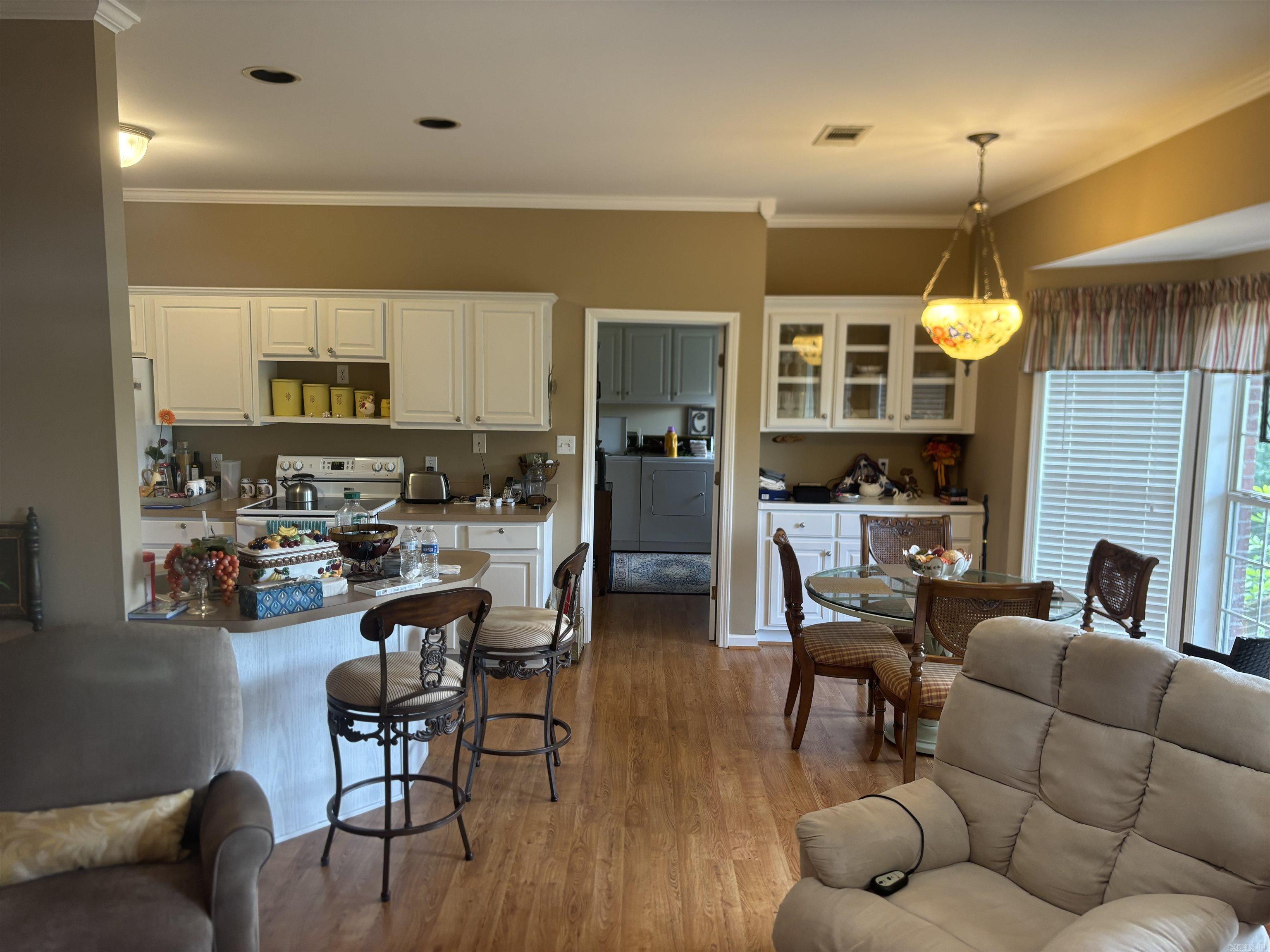 400 N CLIFF AVE  Shirley, AR