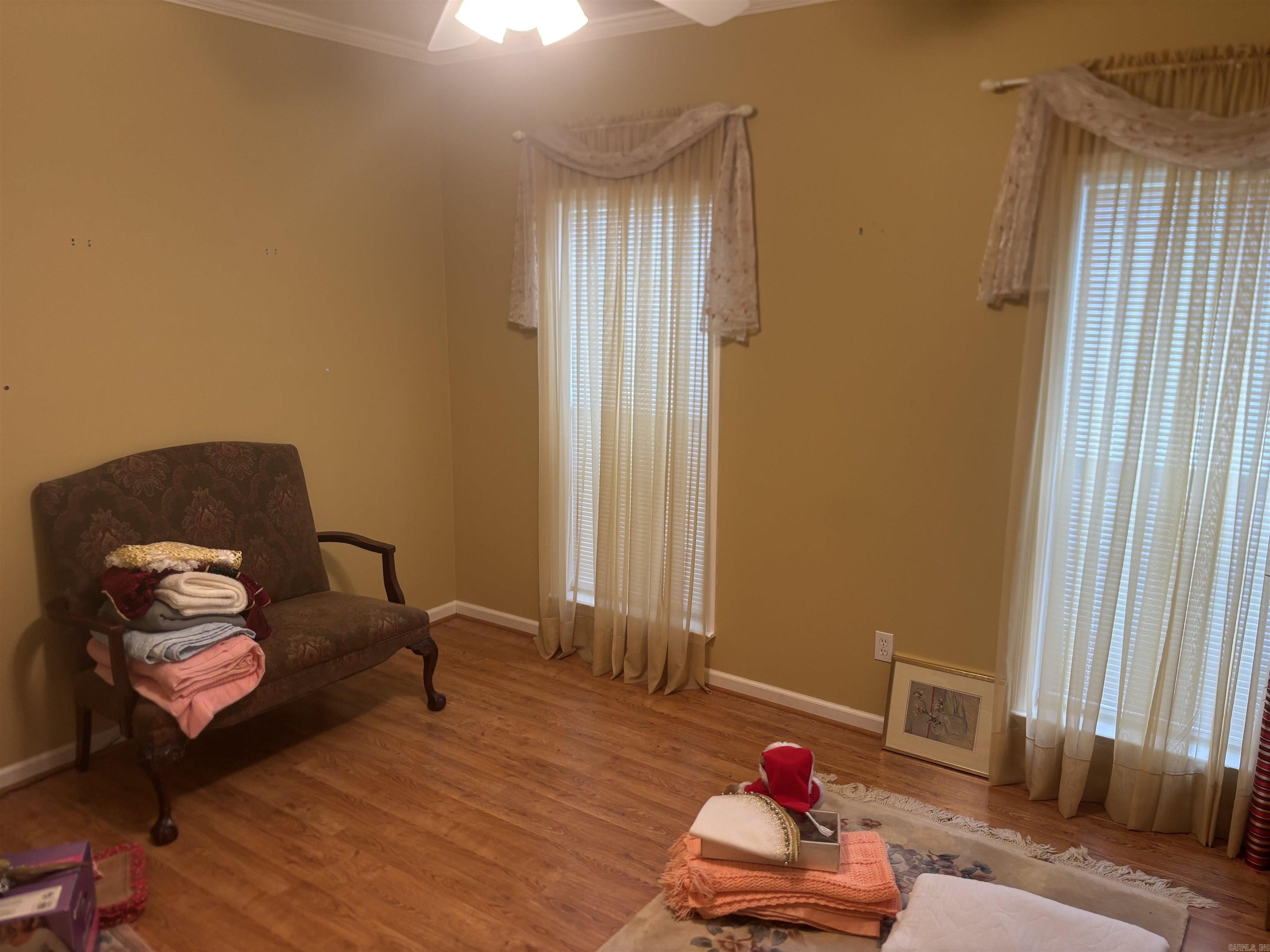 400 N CLIFF AVE  Shirley, AR
