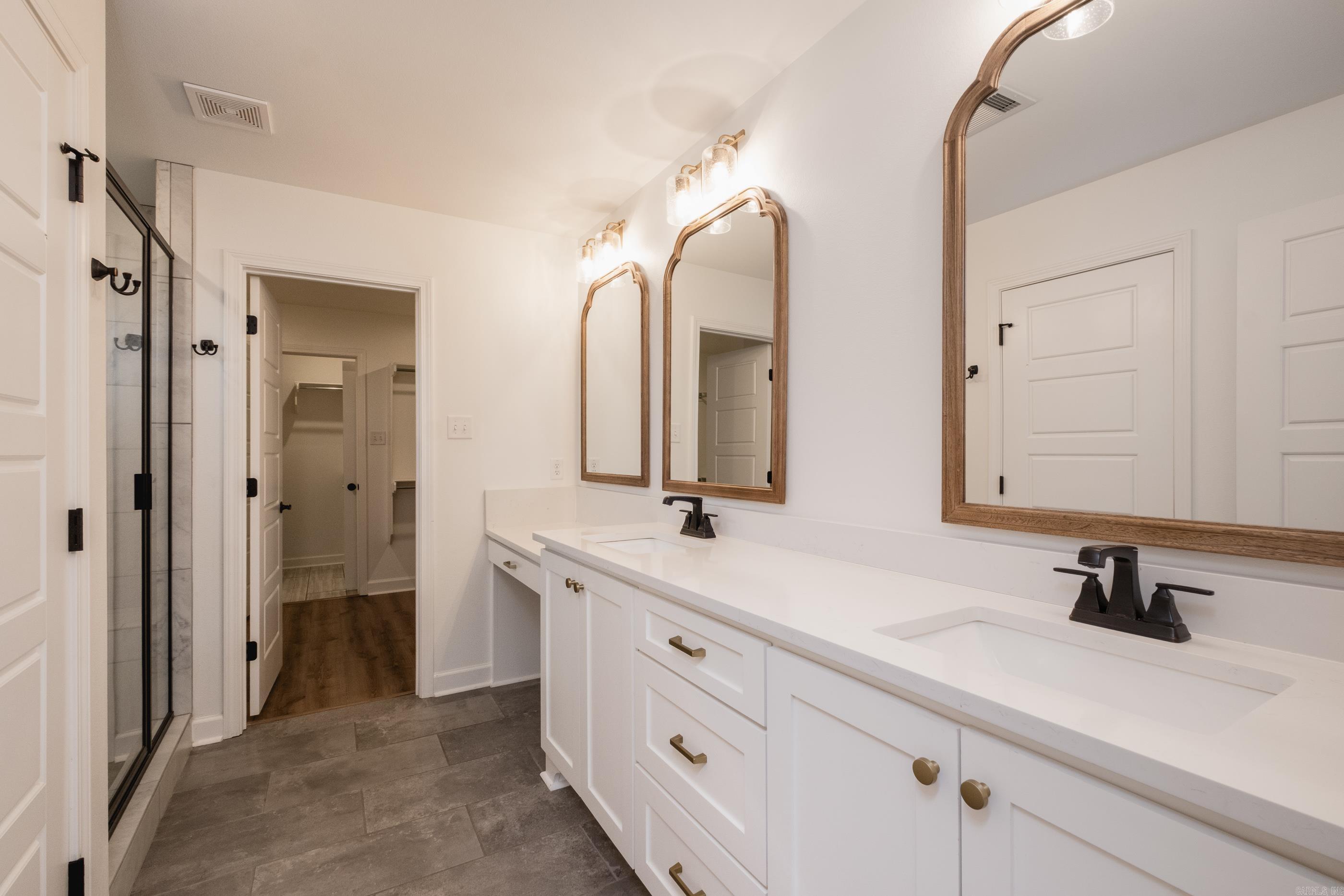 6057 Meridian  Bryant, AR