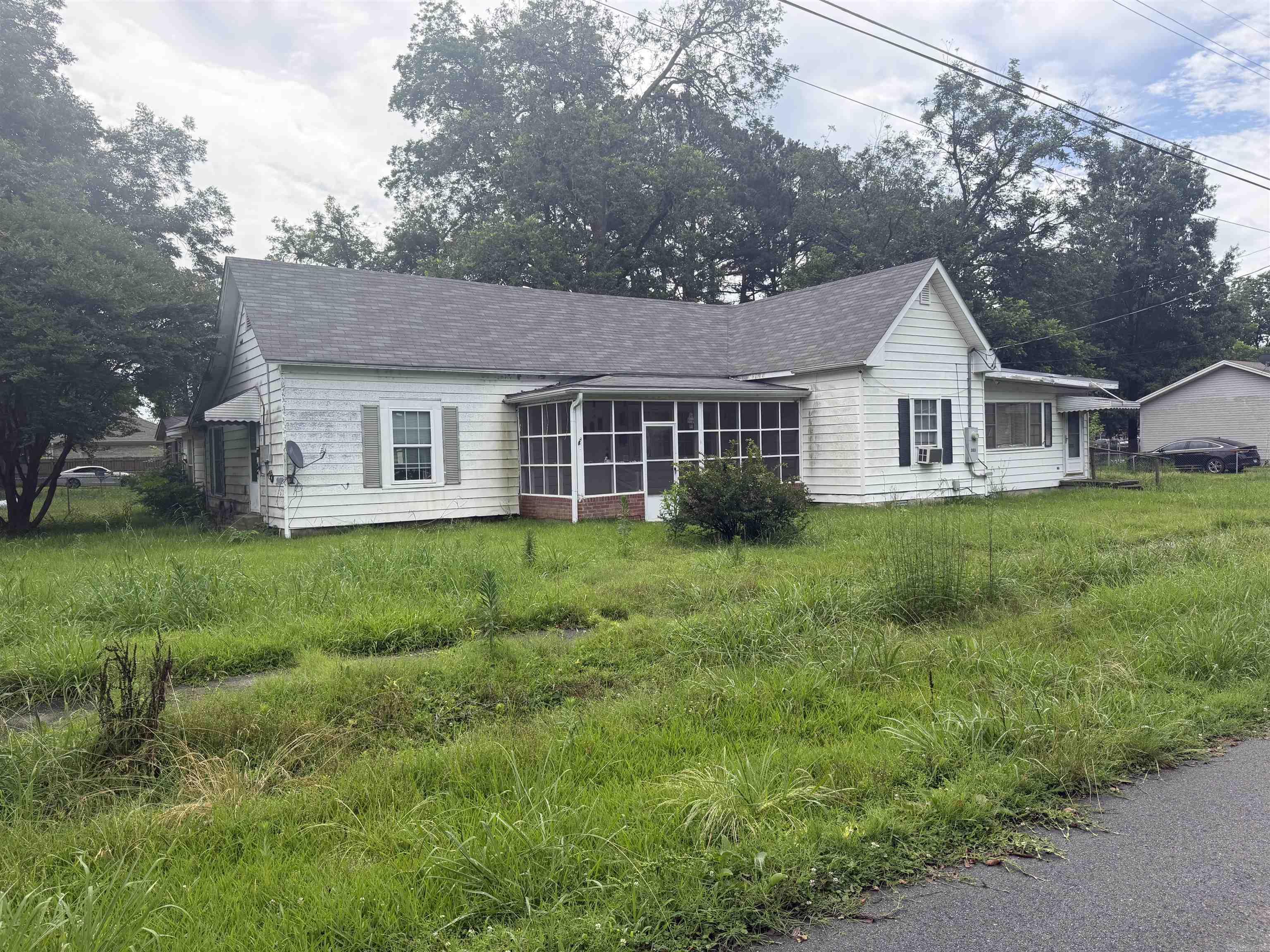 303 Reynolds  Lonoke, AR