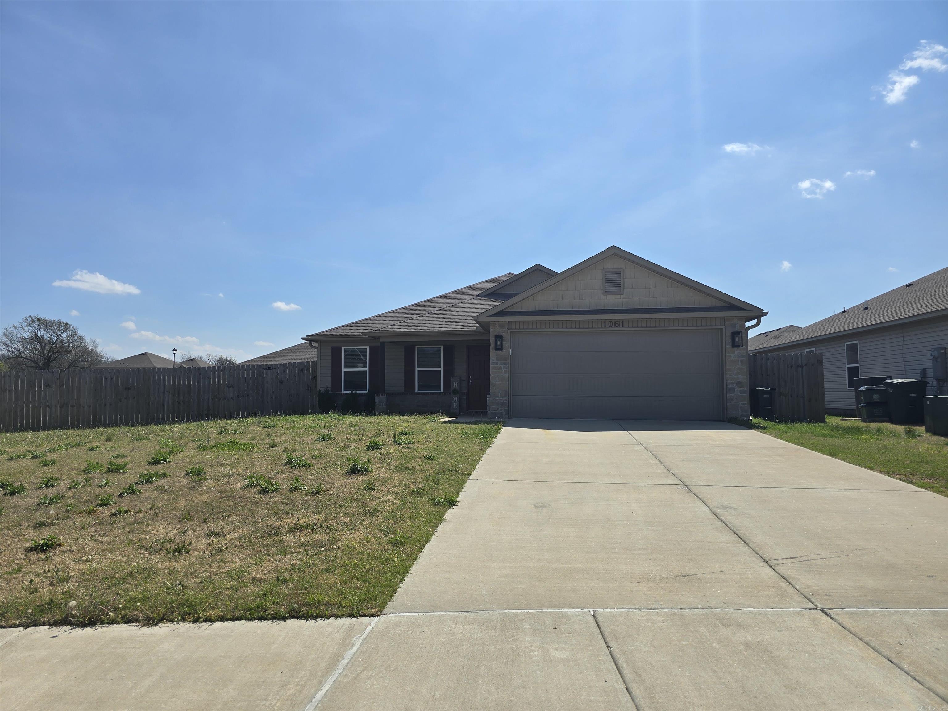 1061 E Bunting  Fayetteville, AR