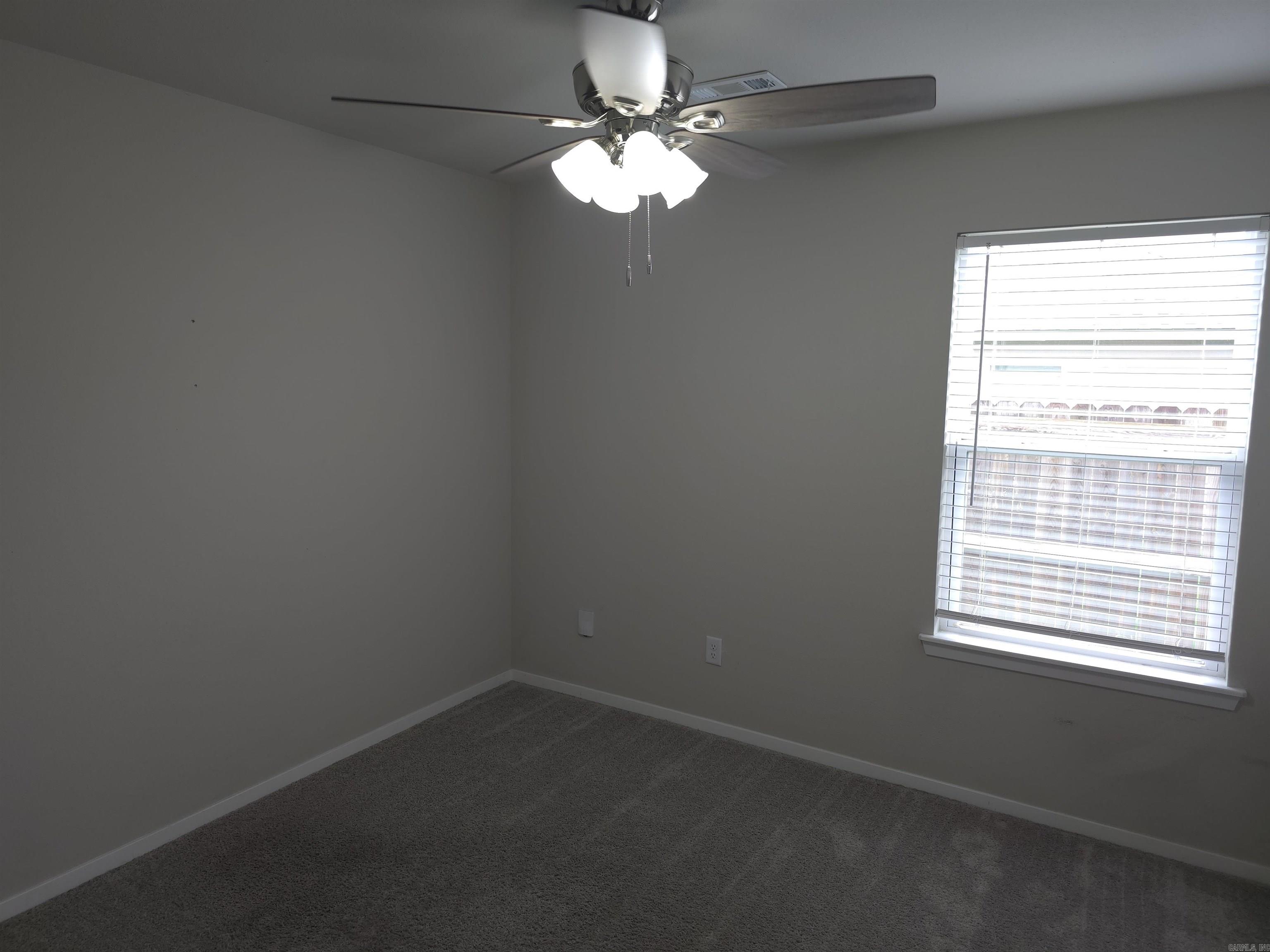 1061 E Bunting  Fayetteville, AR