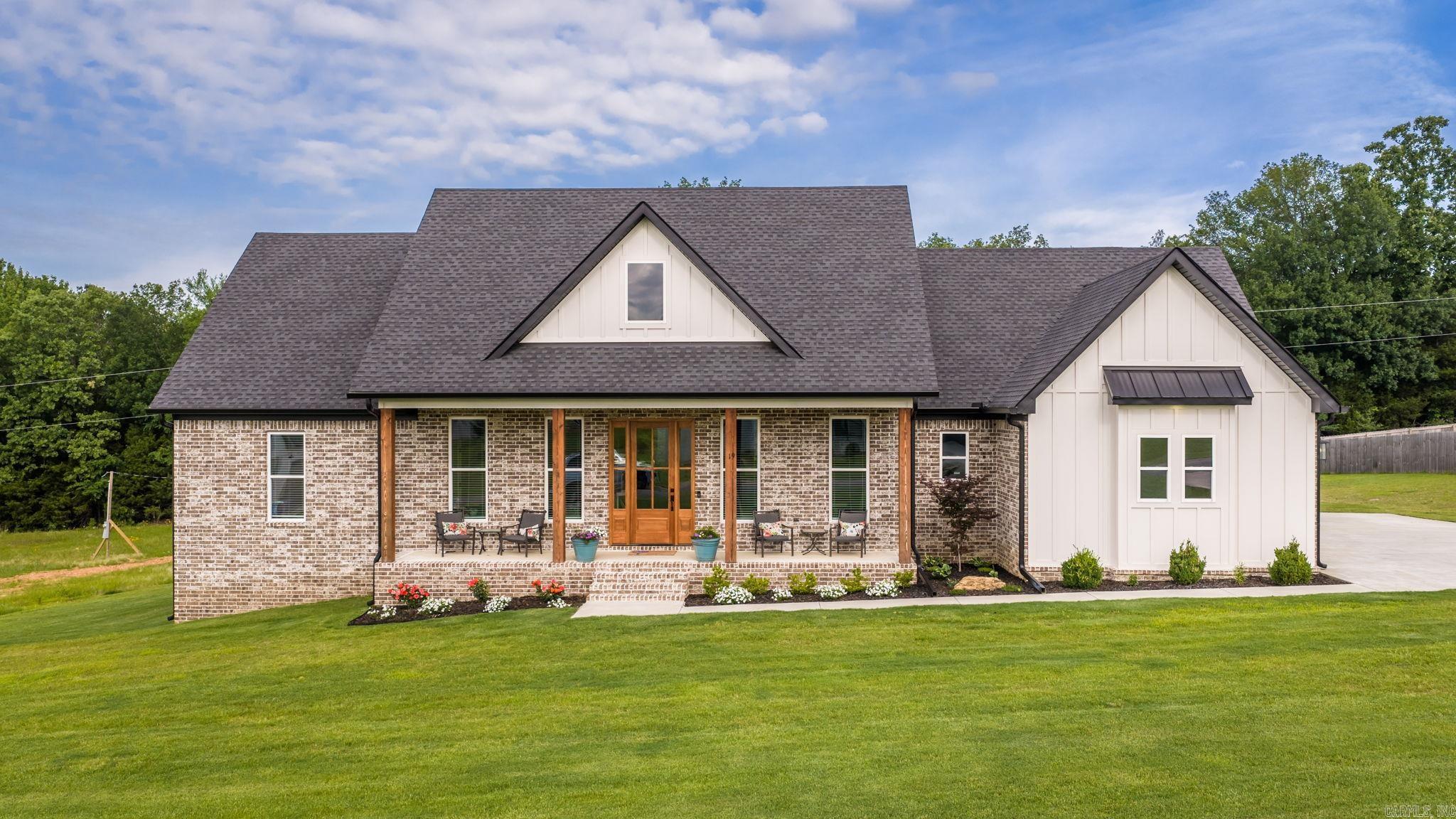 19 Avrey  Greenbrier, AR