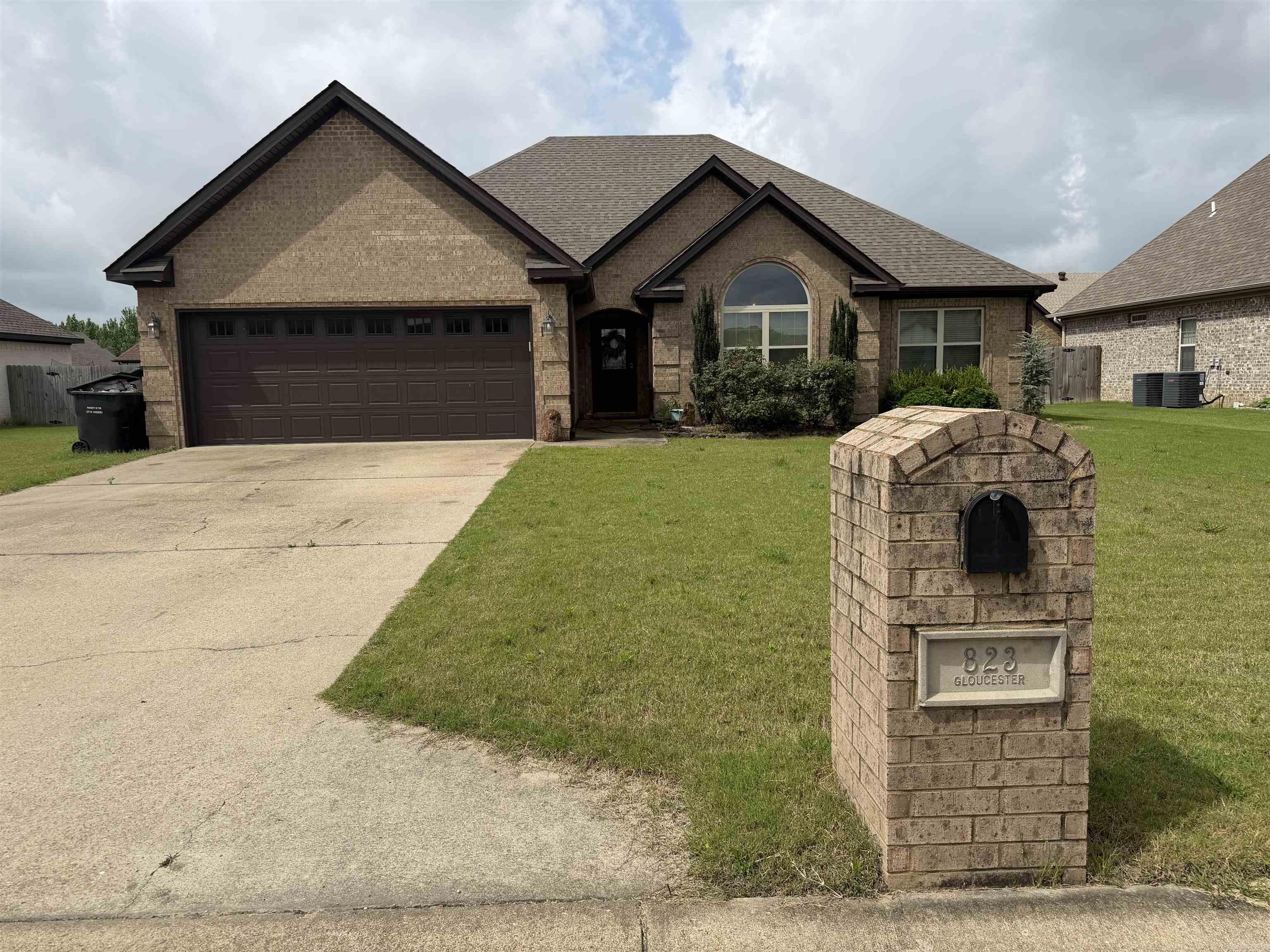 823 Gloucester Dr  Jonesboro, AR