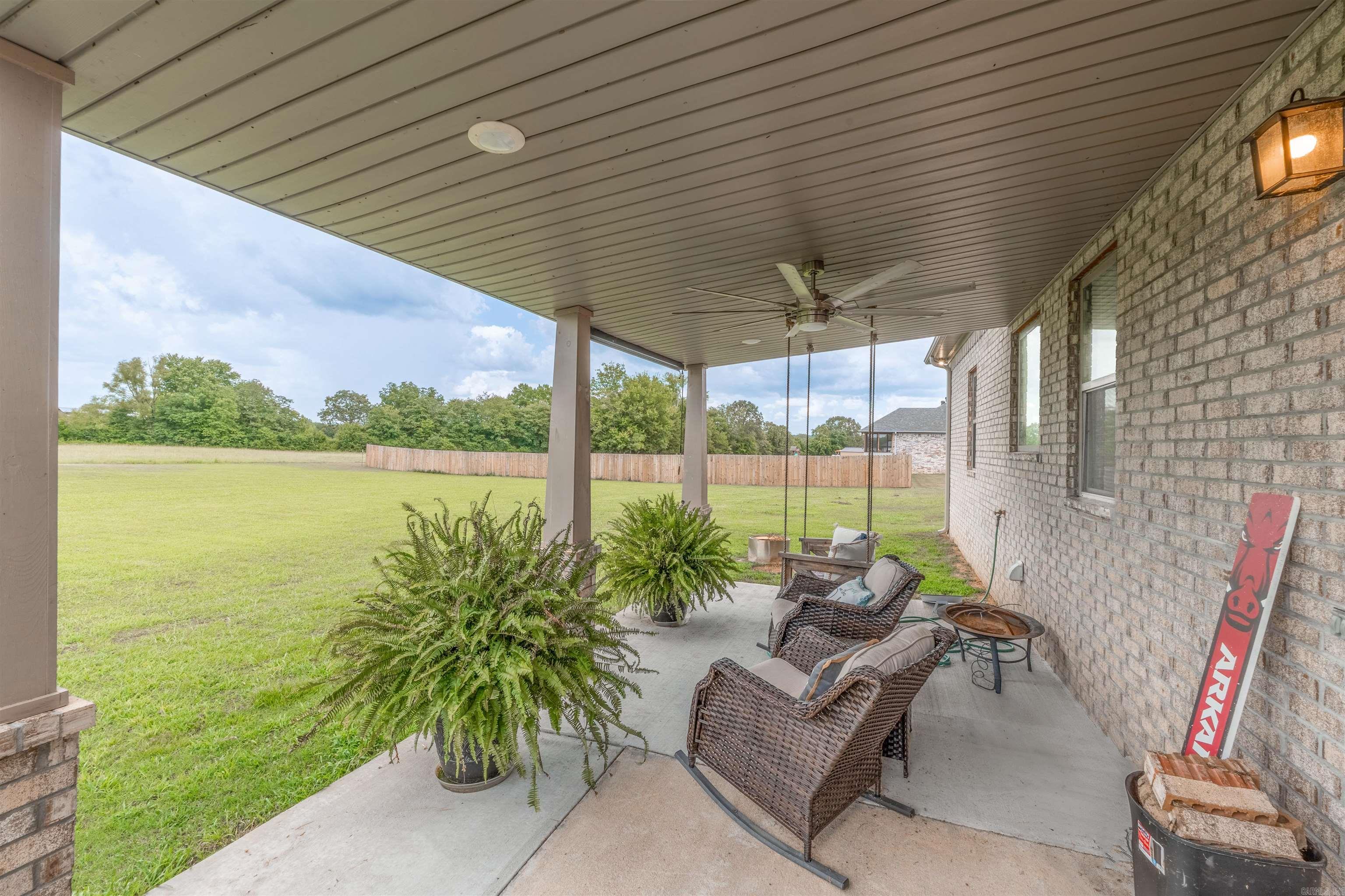 58 Edward Way  Greenbrier, AR