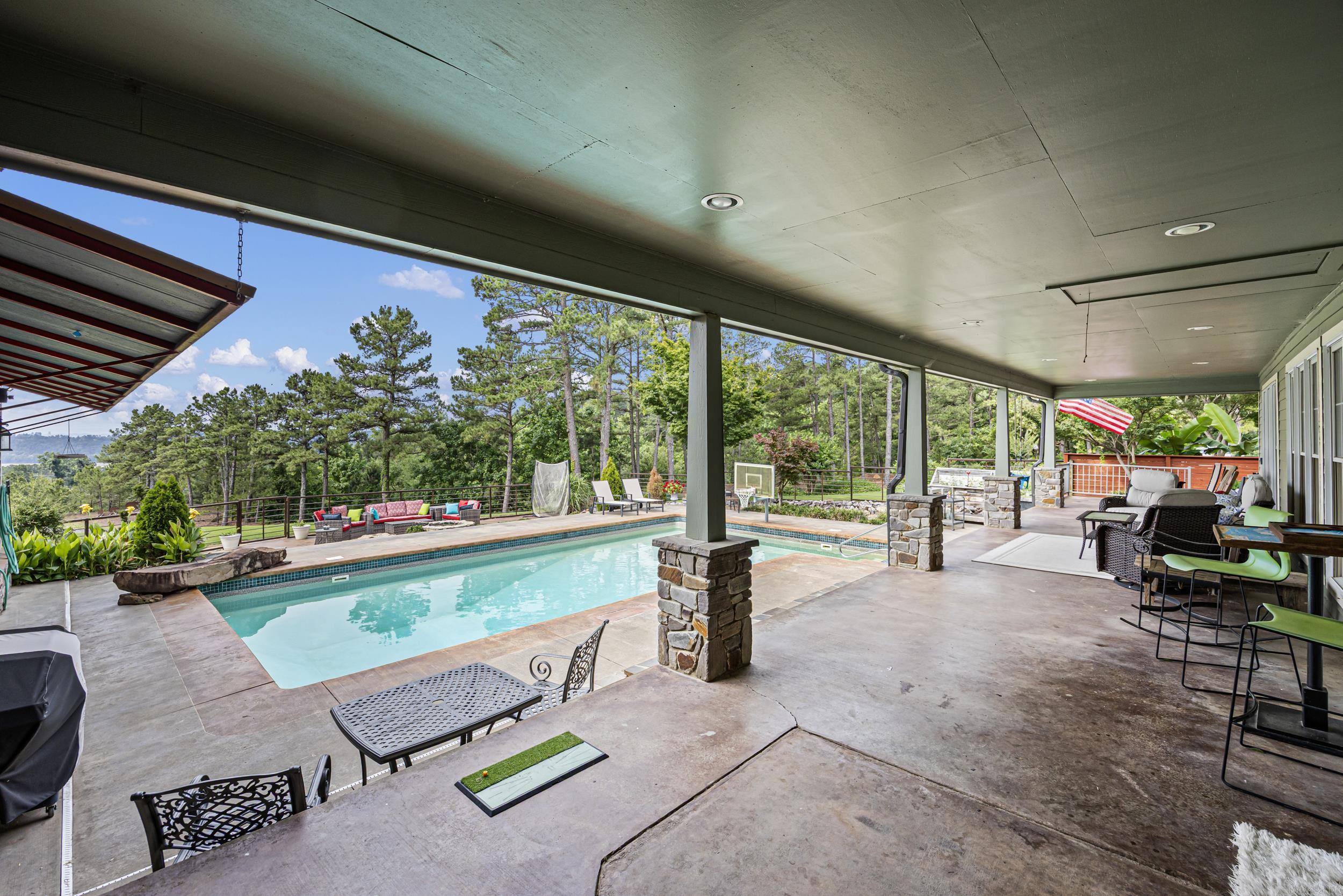401 Quarry  Russellville, AR