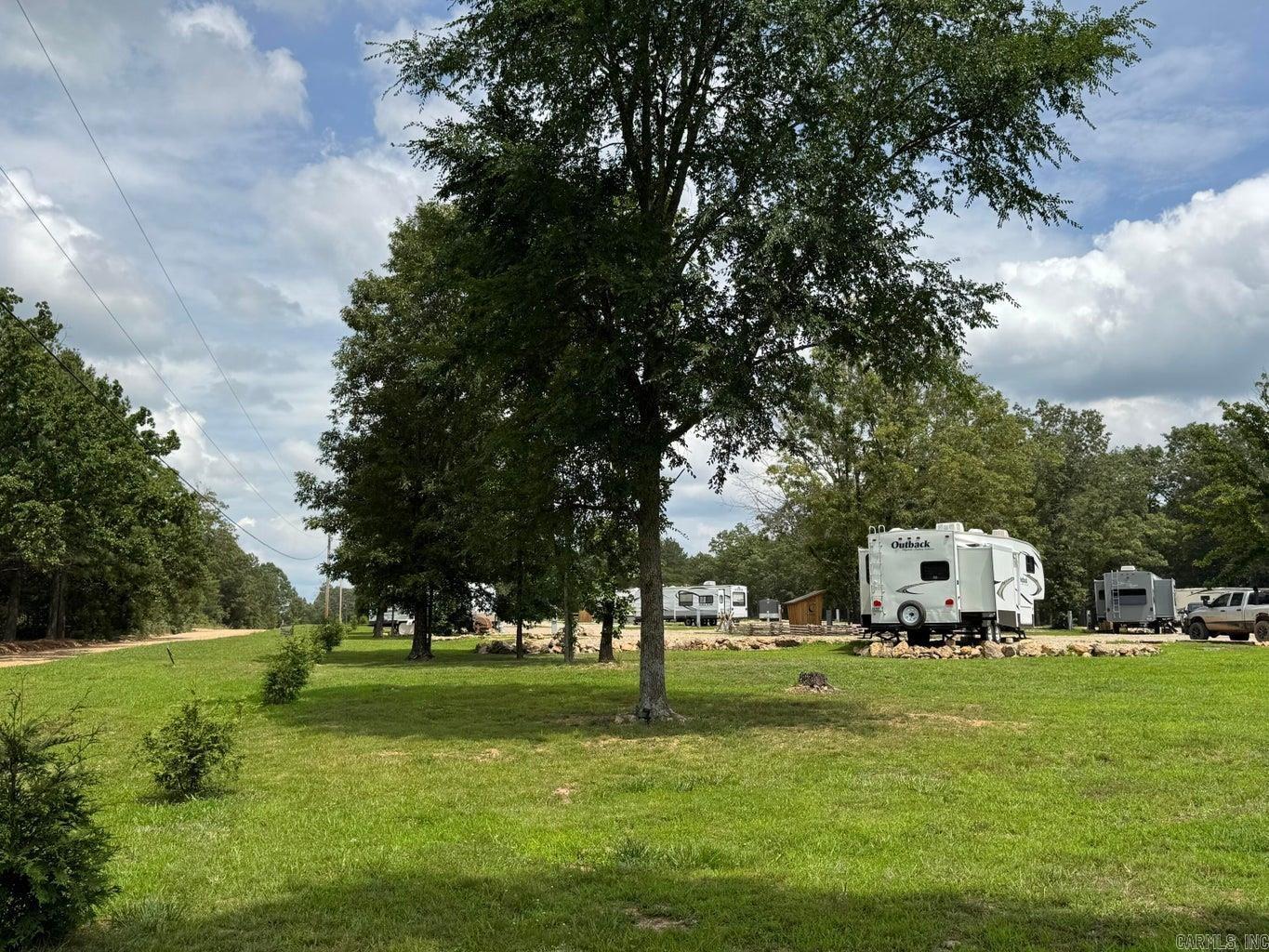 3 Dry Bone Road  Ash Flat, AR