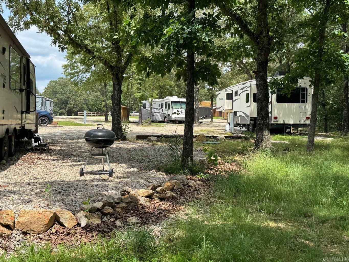 3 Dry Bone Road  Ash Flat, AR