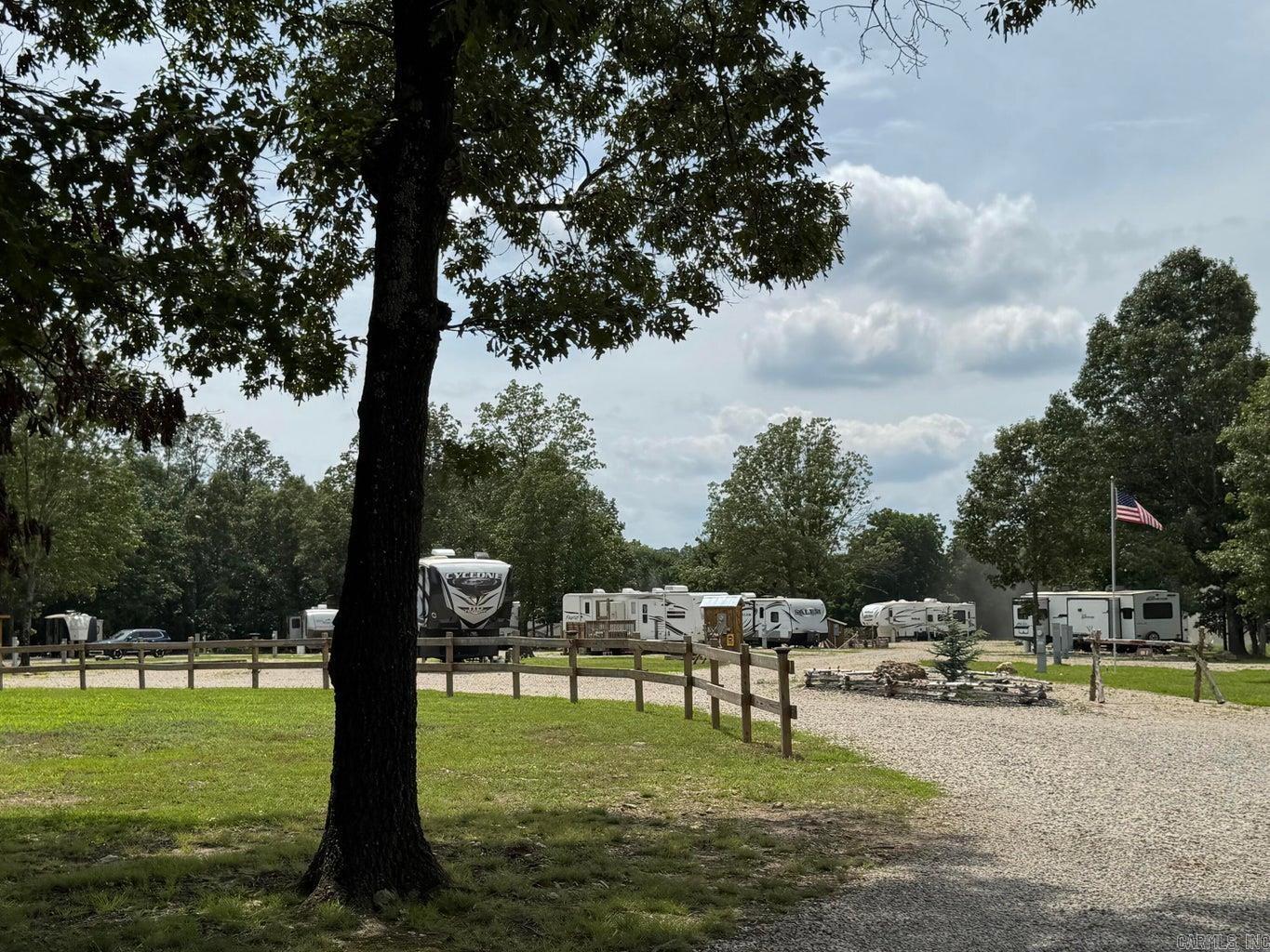 3 Dry Bone Road  Ash Flat, AR