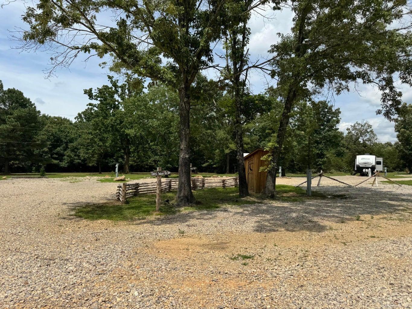 3 Dry Bone Road  Ash Flat, AR