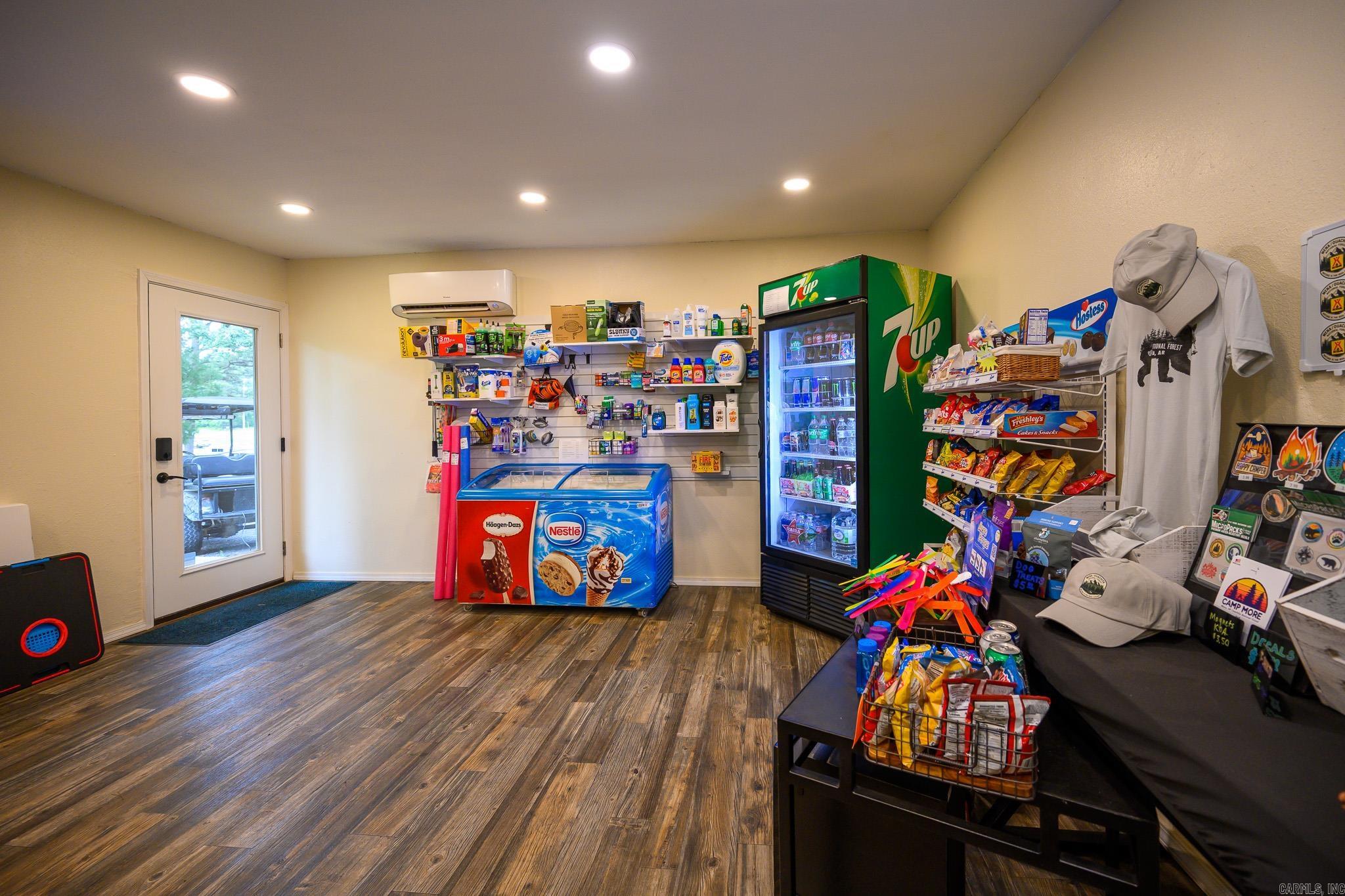3708 HWY 71 S  Mena, AR