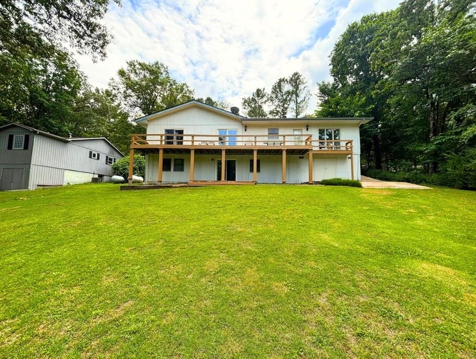 121 Cherokee Road Cherokee Village, AR 72529