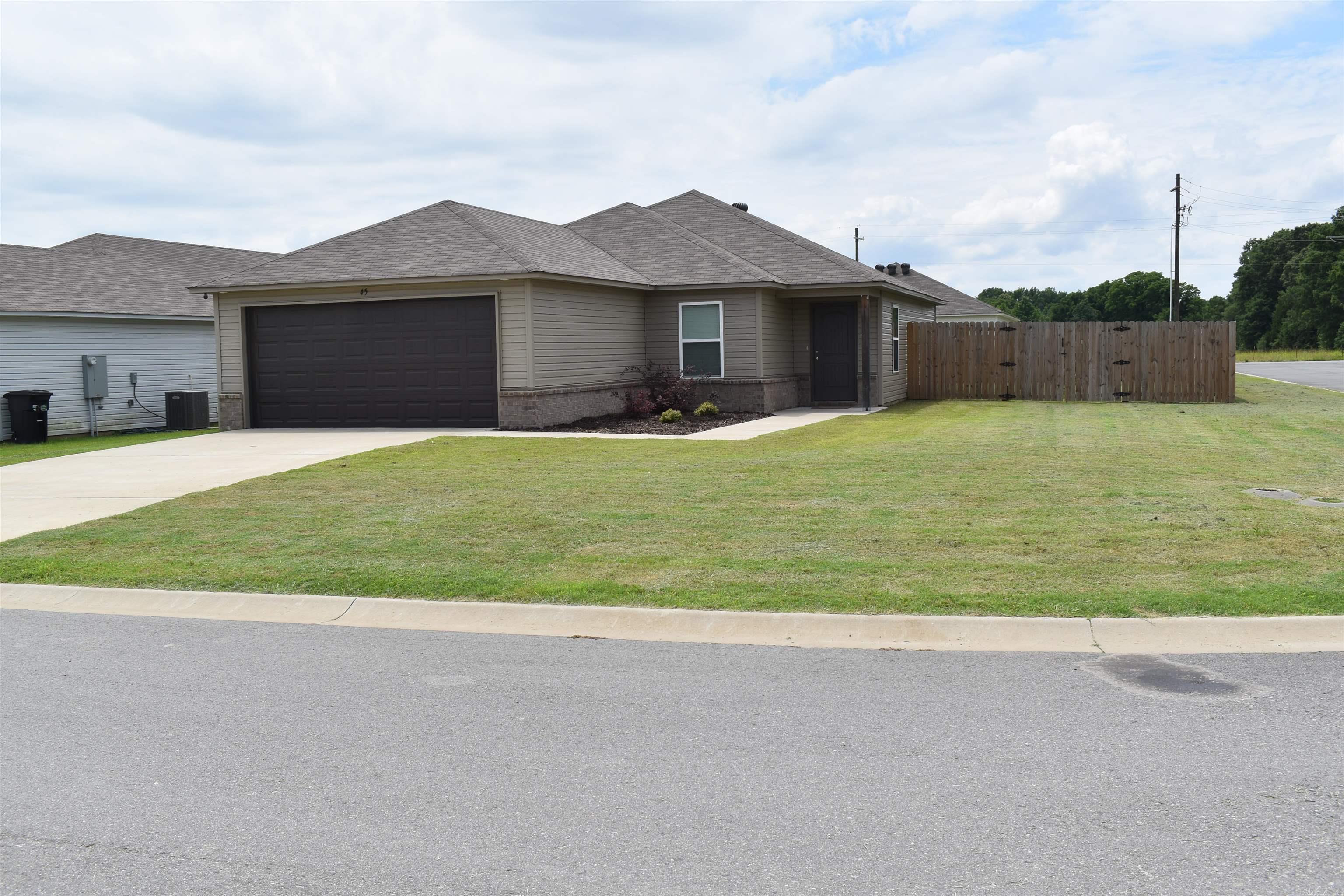 45 Oak Leaf  Conway, AR