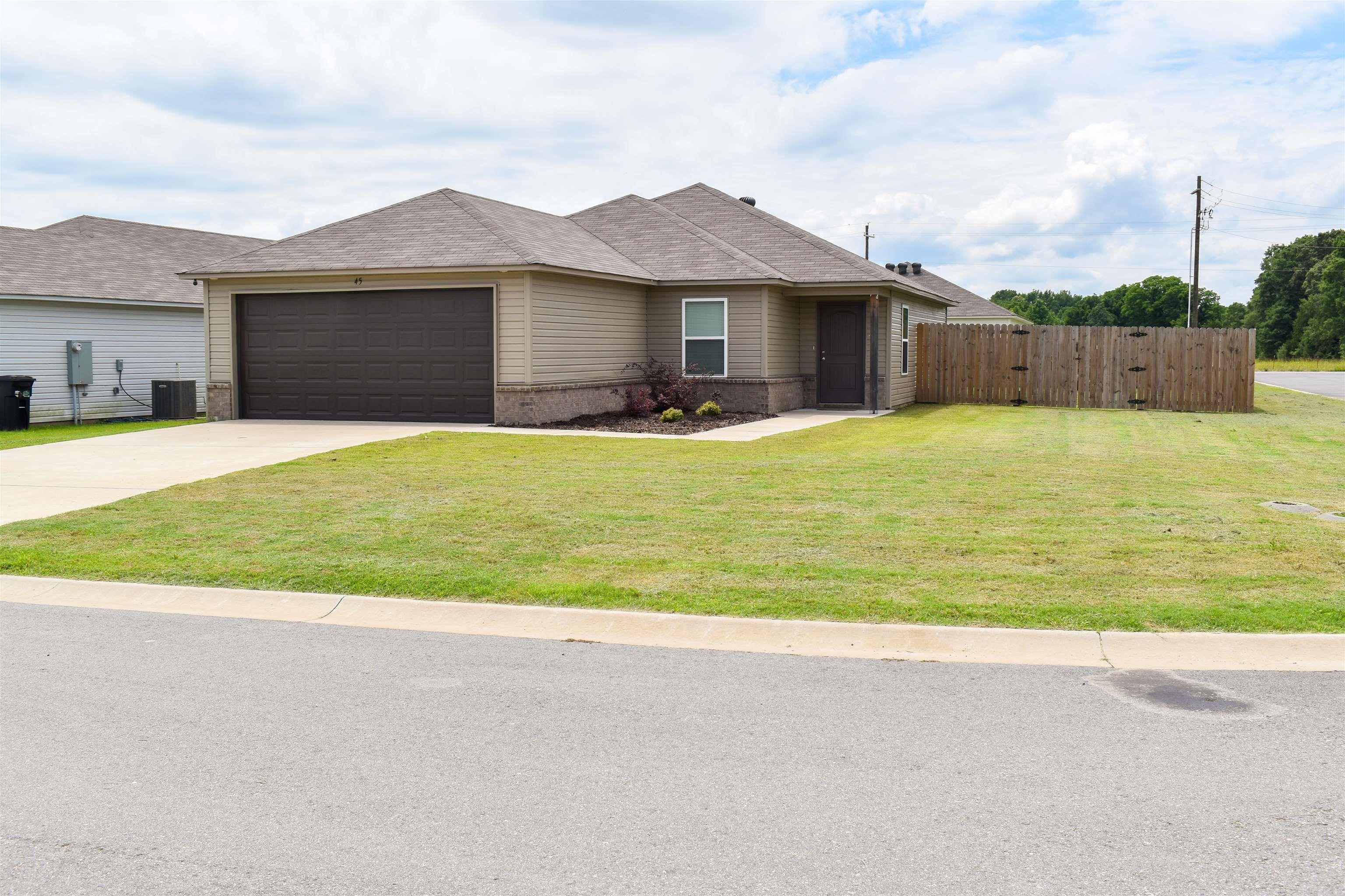 45  Oak Leaf  Conway, AR