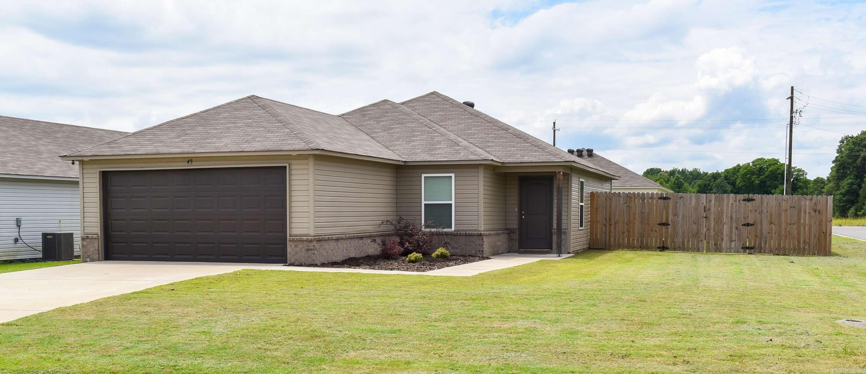 45 Oak Leaf  Conway, AR
