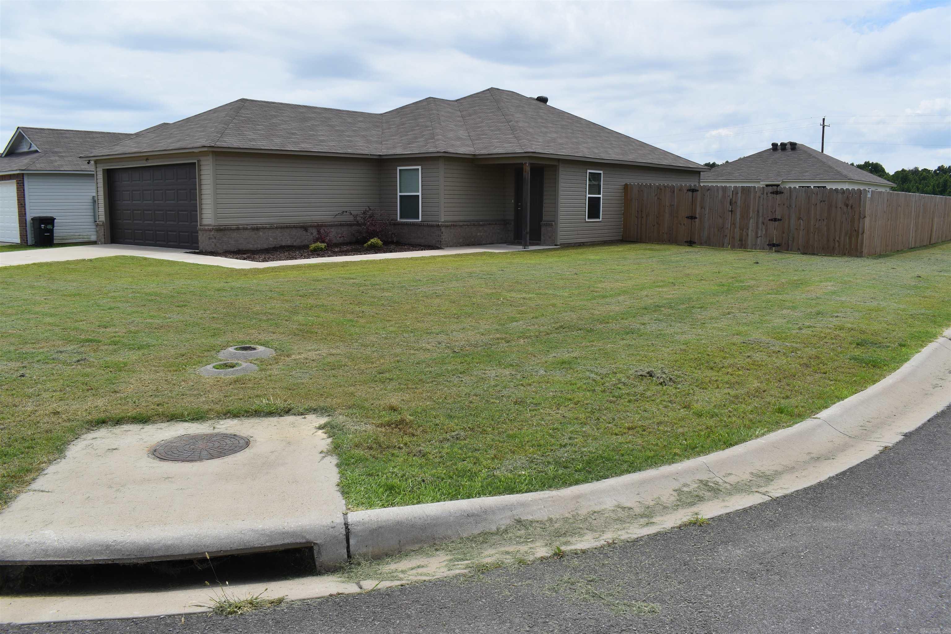 45 Oak Leaf  Conway, AR