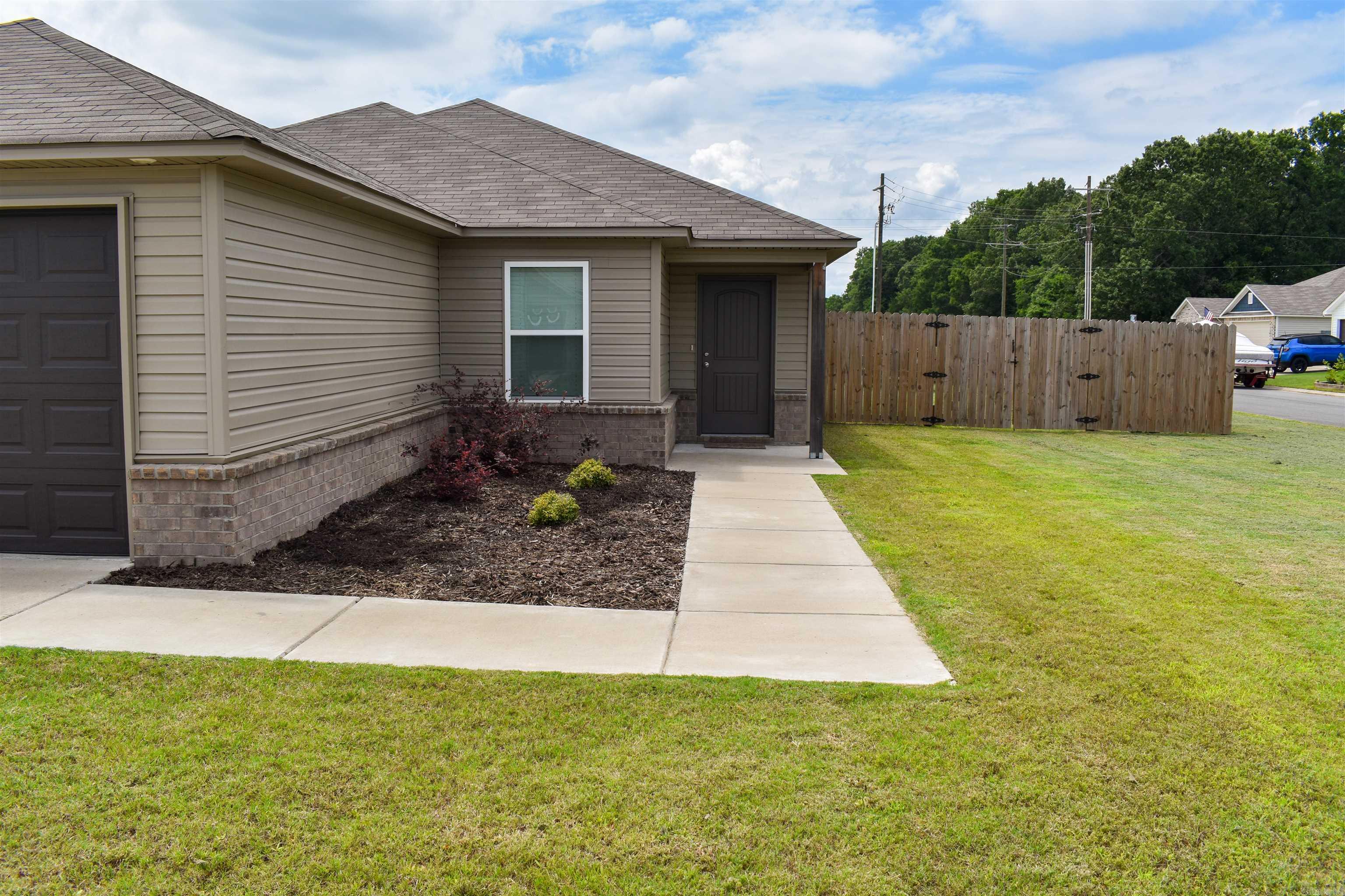 45 Oak Leaf  Conway, AR