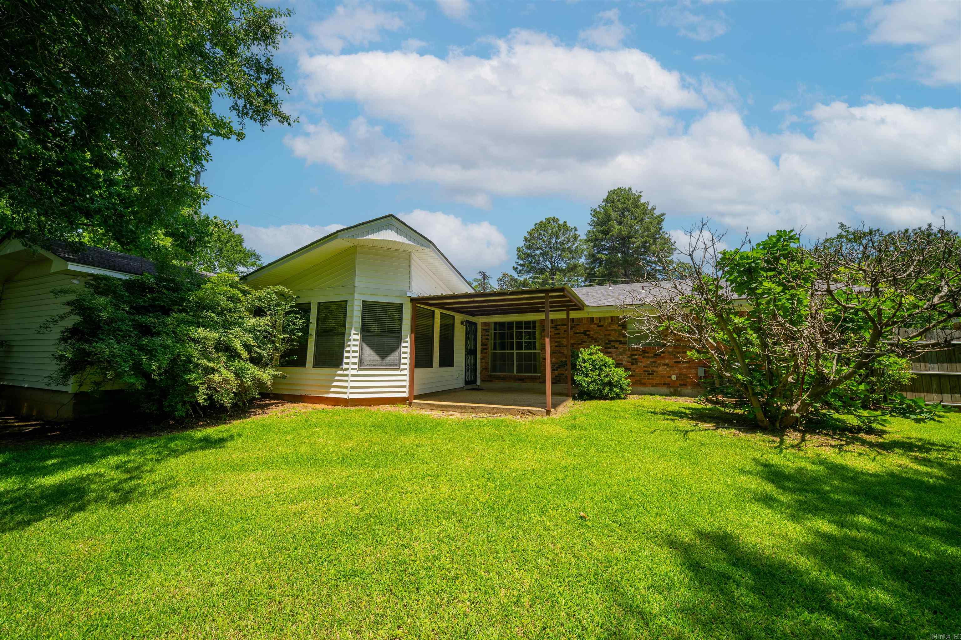 301 W Bolling  Monticello, AR
