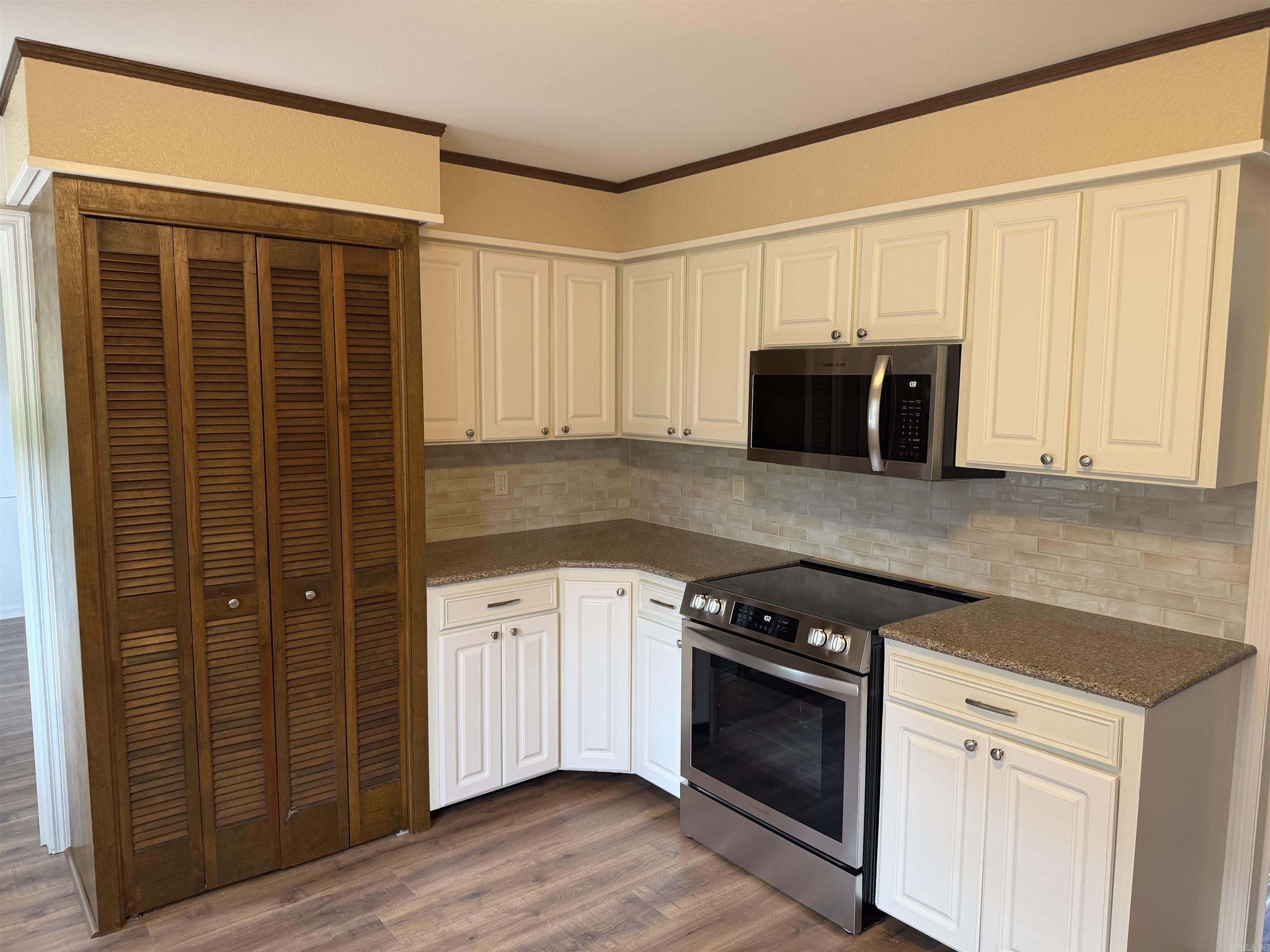 11417 Ethan Allen  Little Rock, AR