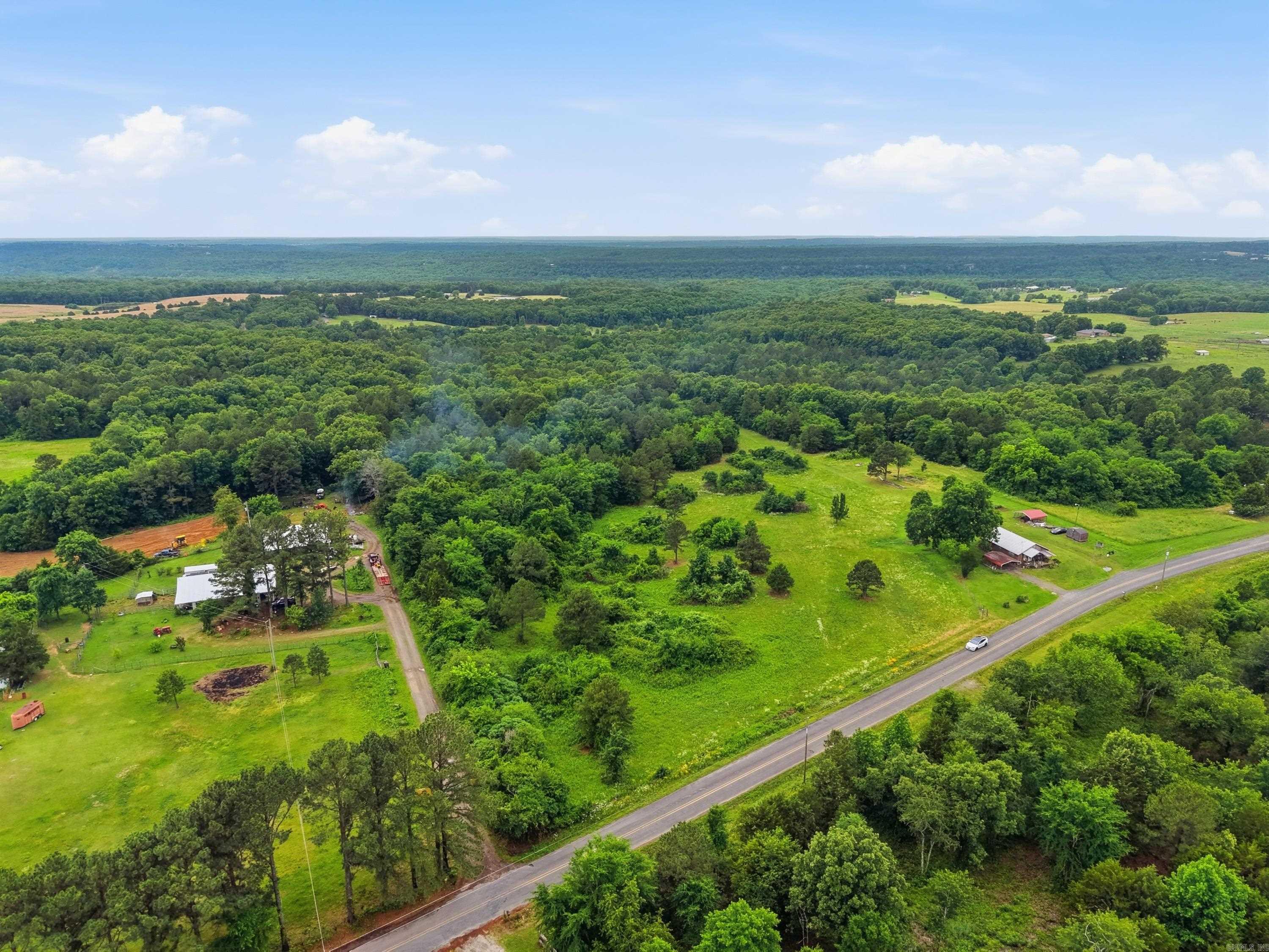 361 Romance Road  Romance, AR