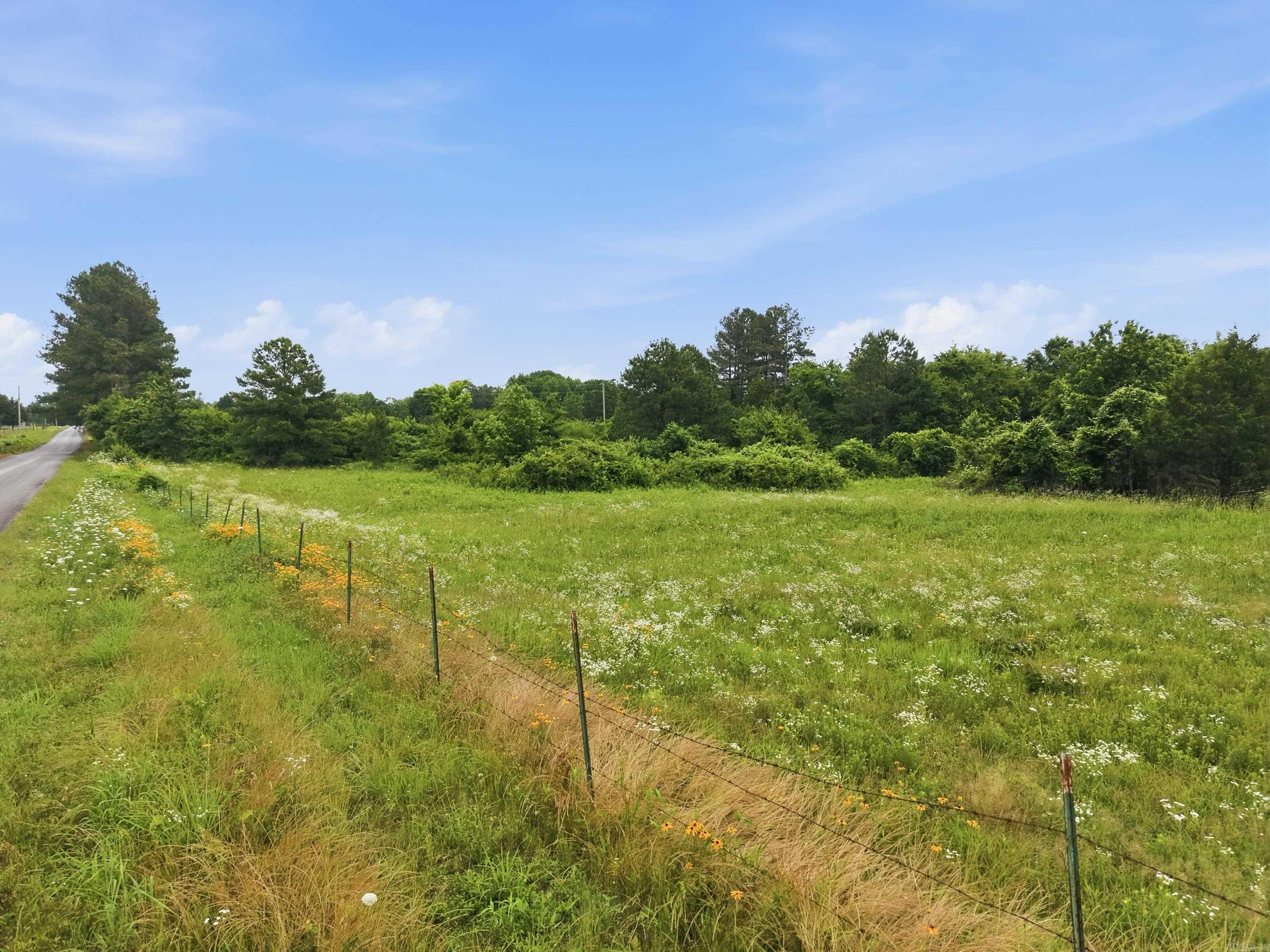 361 Romance Road  Romance, AR