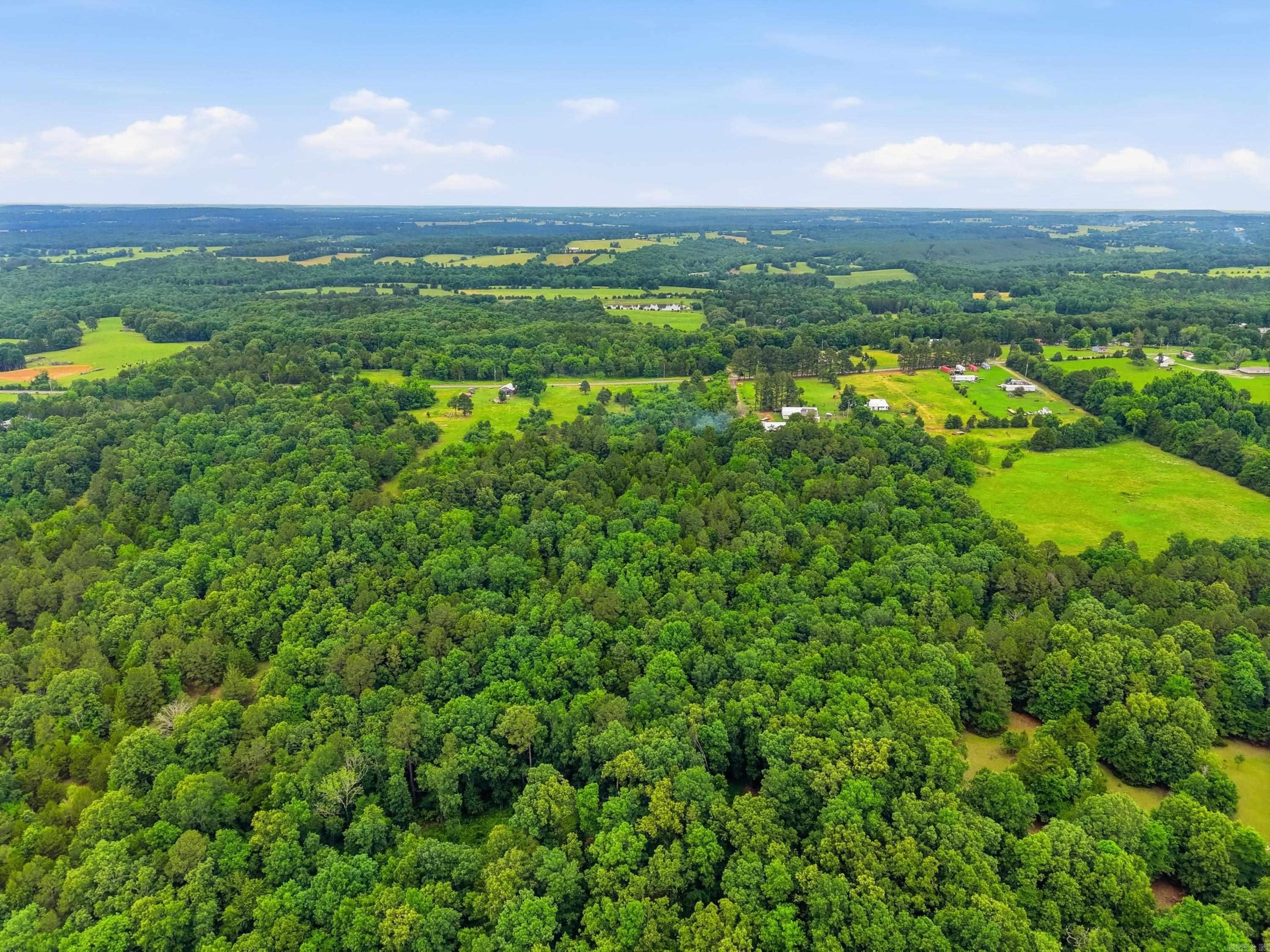 361 Romance Road  Romance, AR