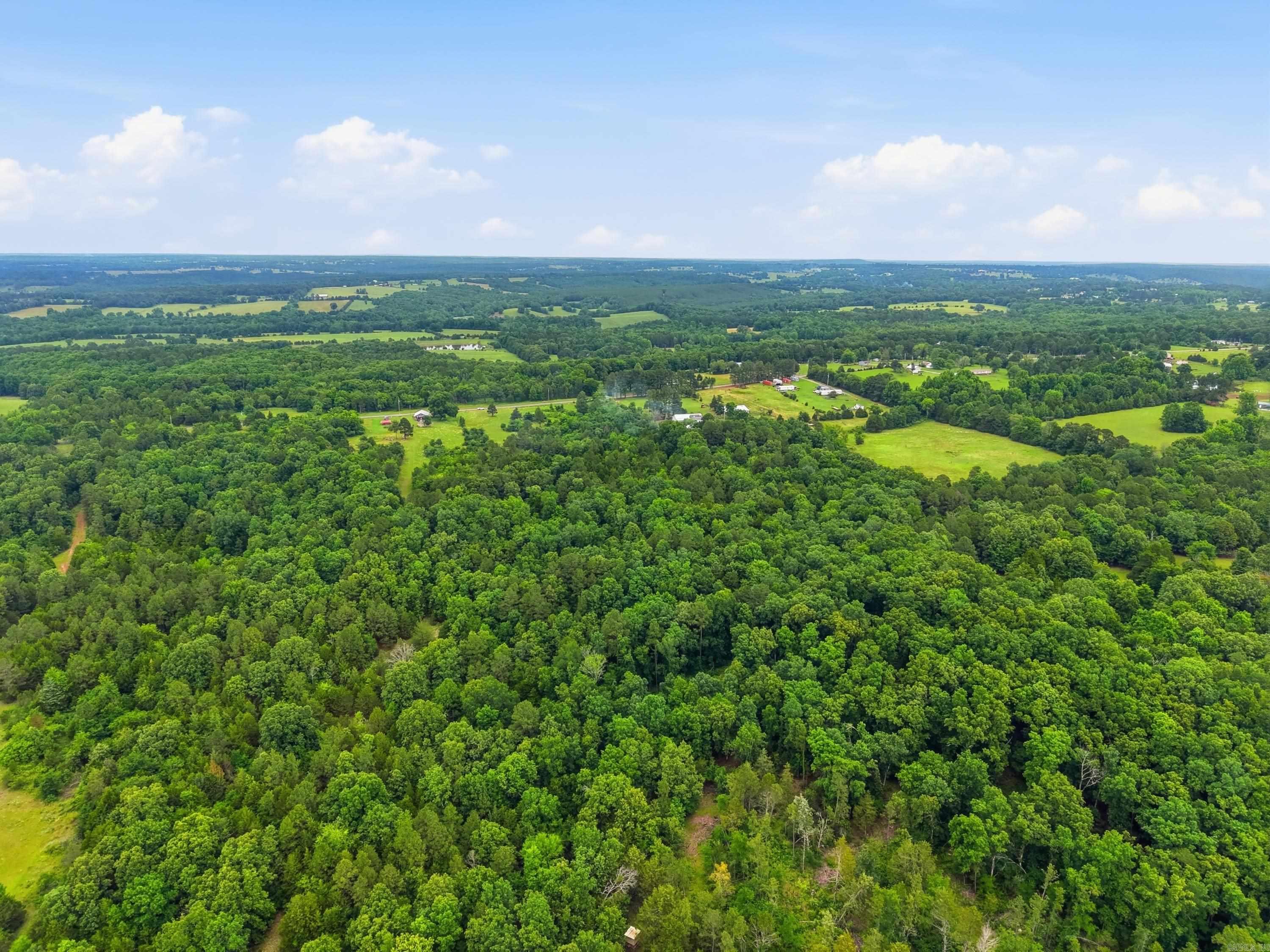 361 Romance Road  Romance, AR