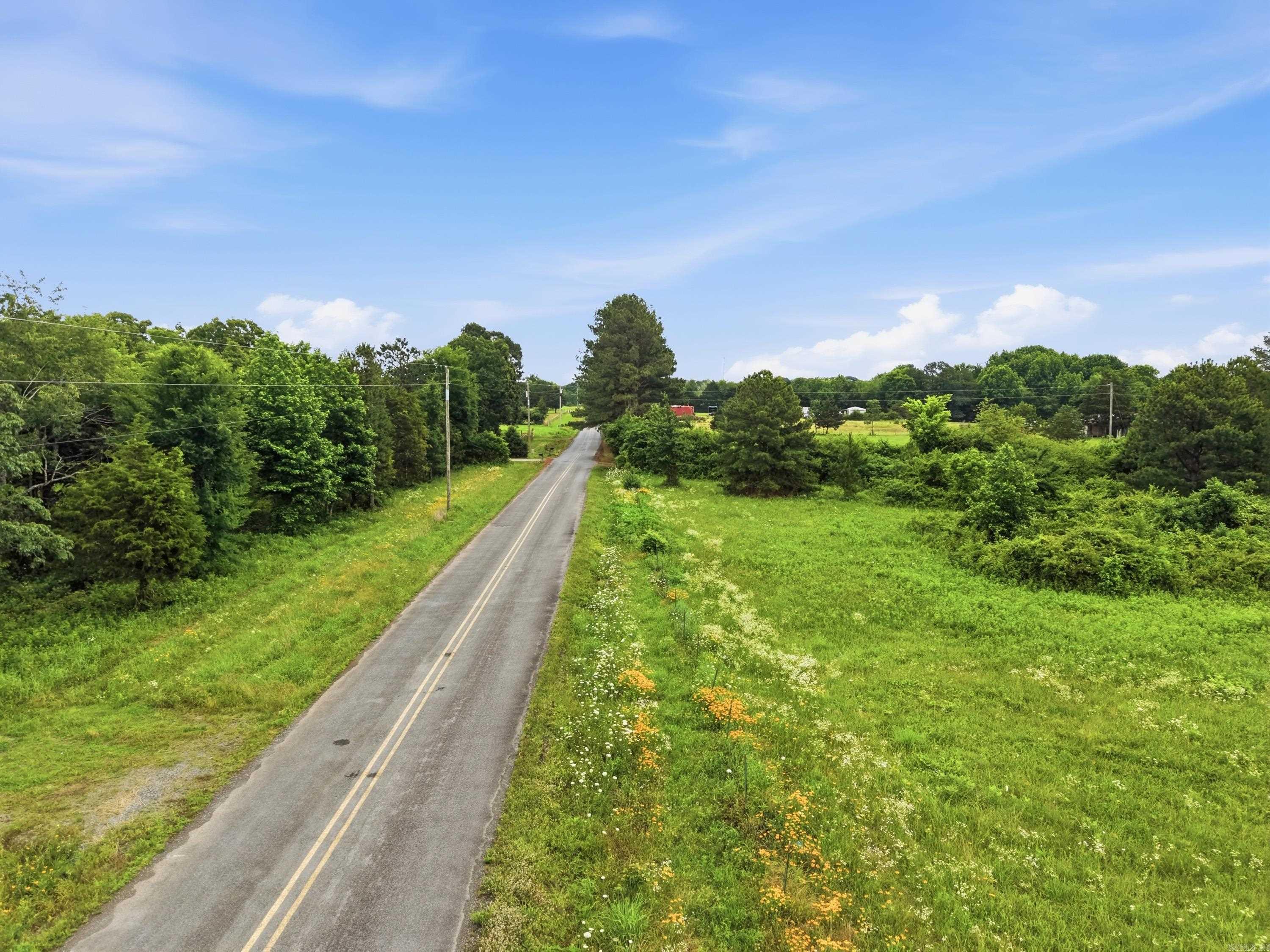 361 Romance Road  Romance, AR